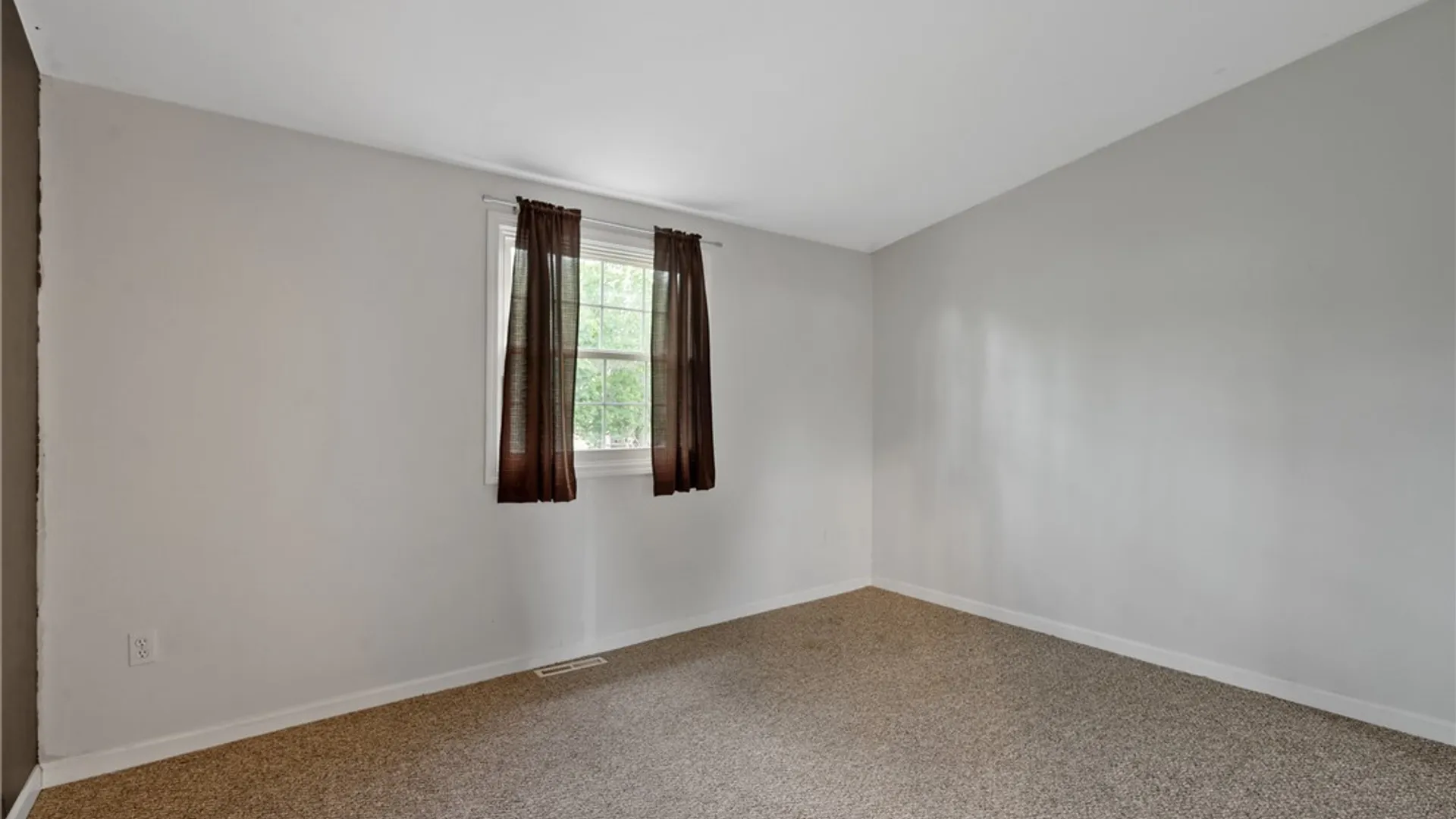 Property at 5444 Borgase Lane, Clay, NY 13041 18