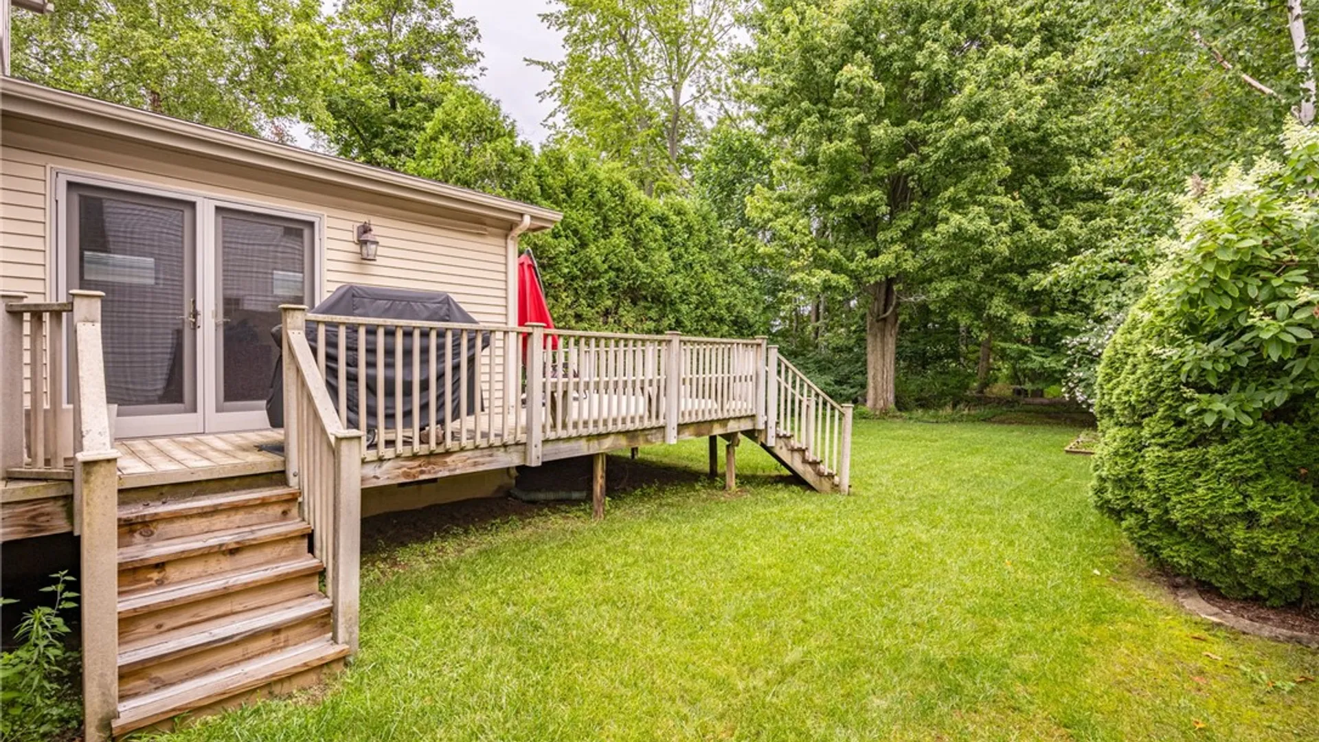 Property at 170 Cranbrook Terrace, Webster, NY 14580 36