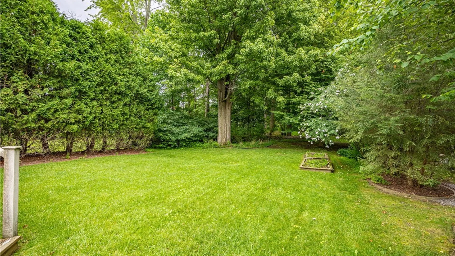 Property at 170 Cranbrook Terrace, Webster, NY 14580 37