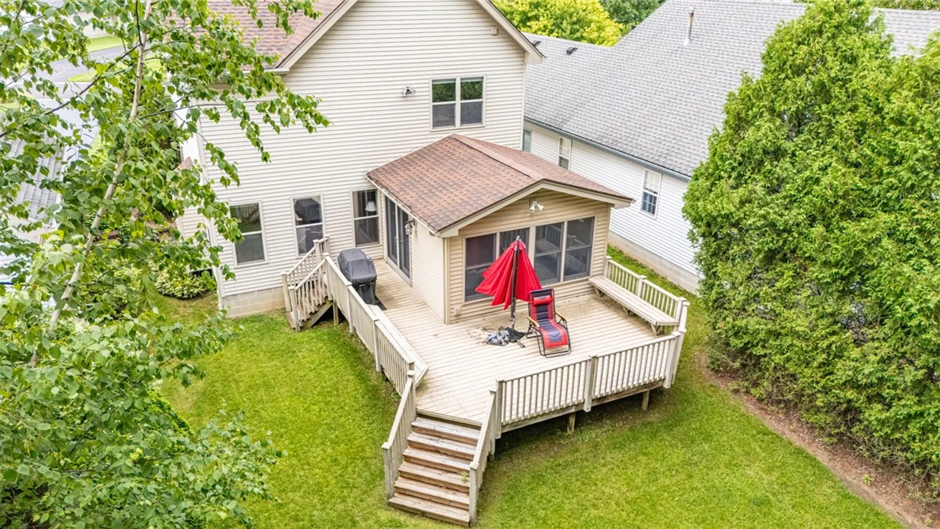 Property at 170 Cranbrook Terrace, Webster, NY 14580 29