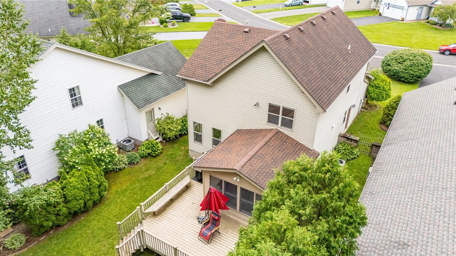 Property at 170 Cranbrook Terrace, Webster, NY 14580 30