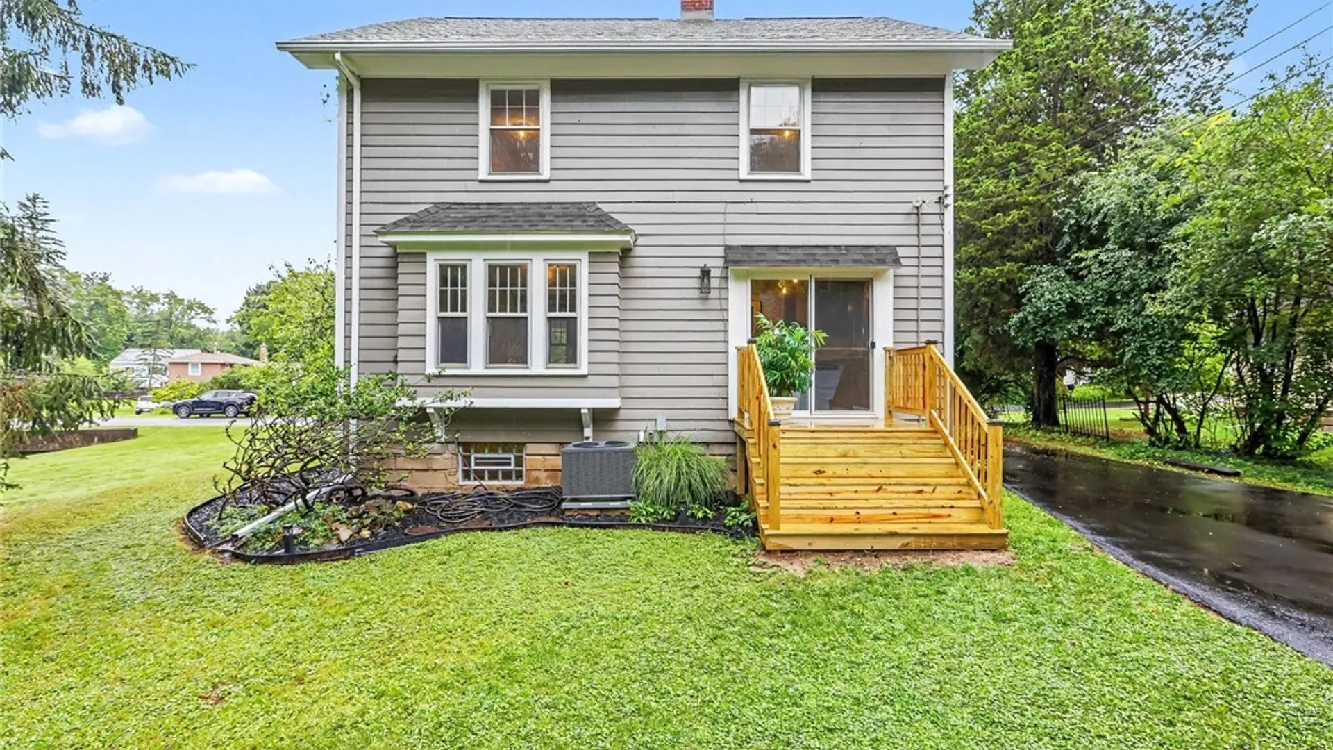 Property at 13 Brook Rd, Pittsford, NY 14534 45