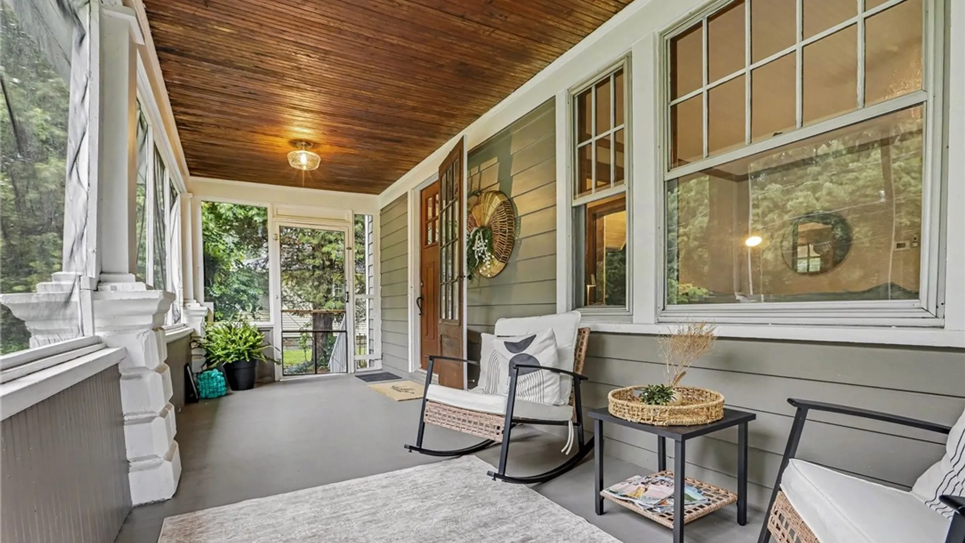Property at 13 Brook Rd, Pittsford, NY 14534 11