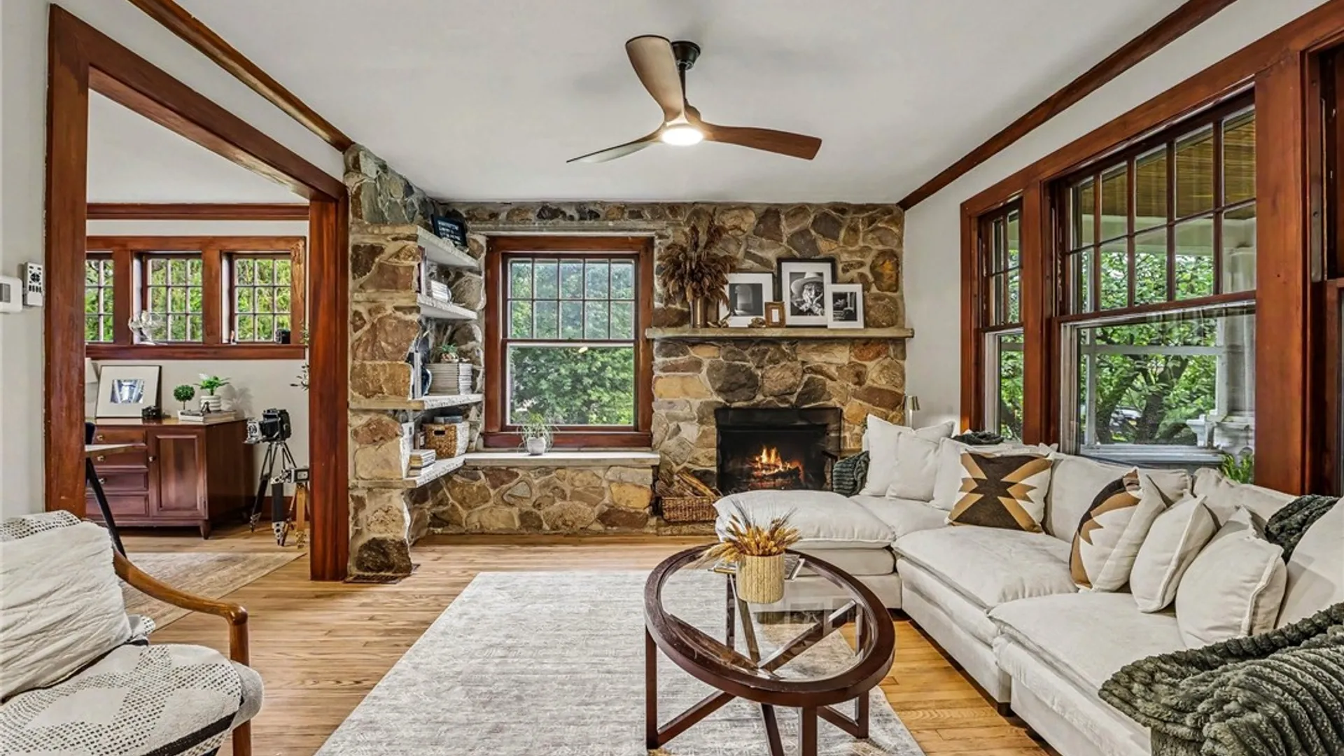 Property at 13 Brook Rd, Pittsford, NY 14534 15