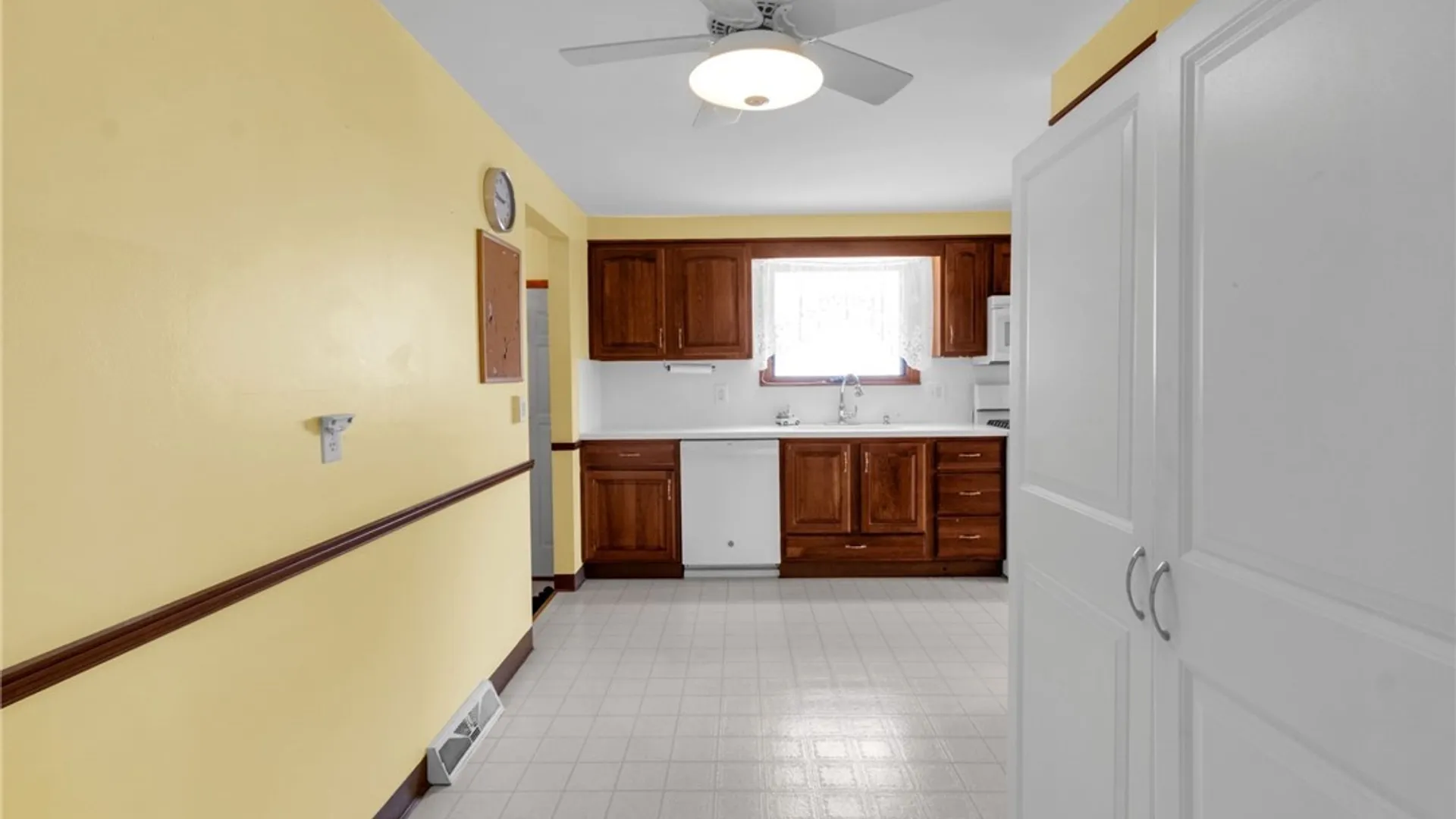 Property at 178 Temple Drive, Cheektowaga, NY 14225 16