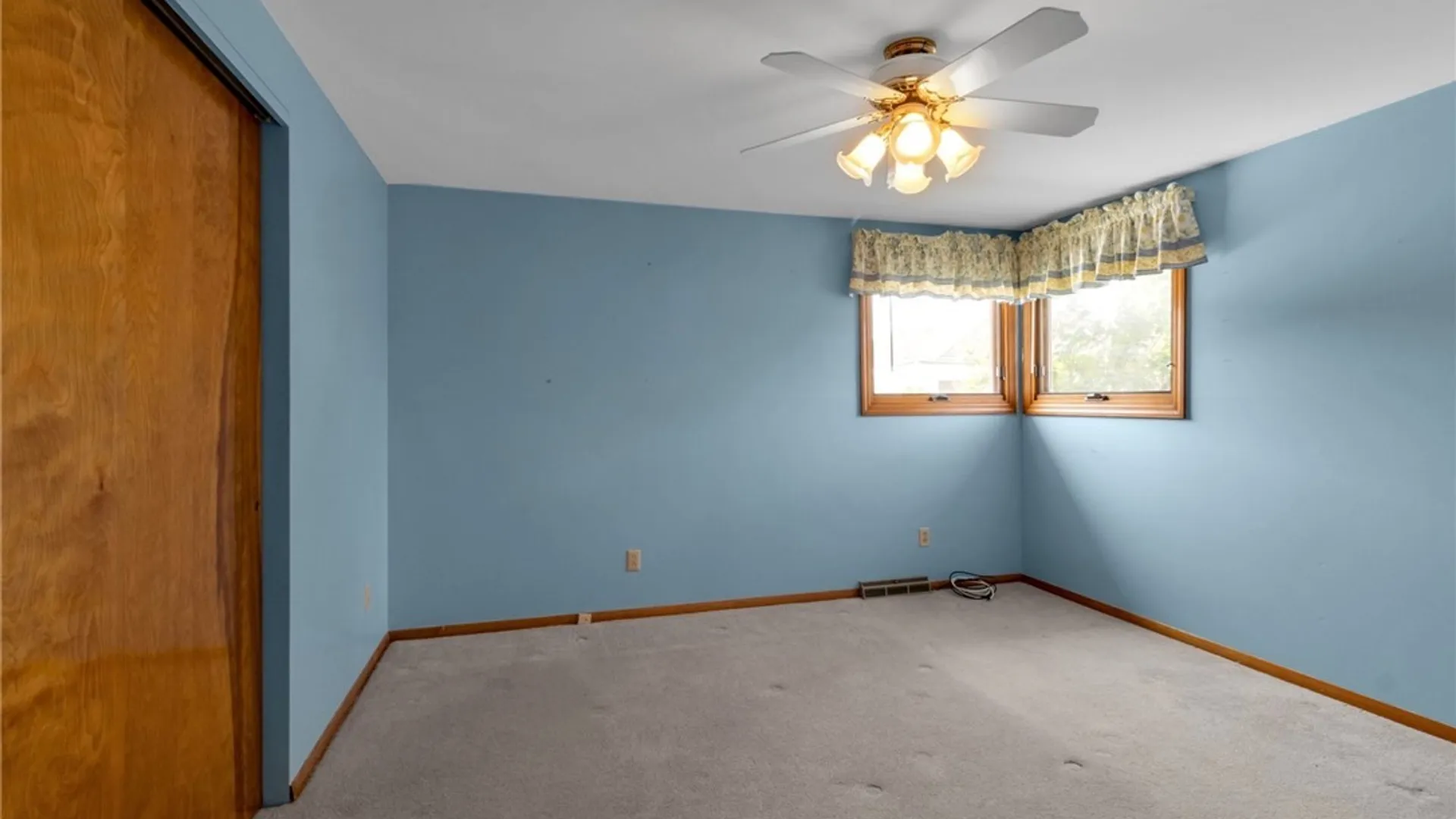 Property at 178 Temple Drive, Cheektowaga, NY 14225 17