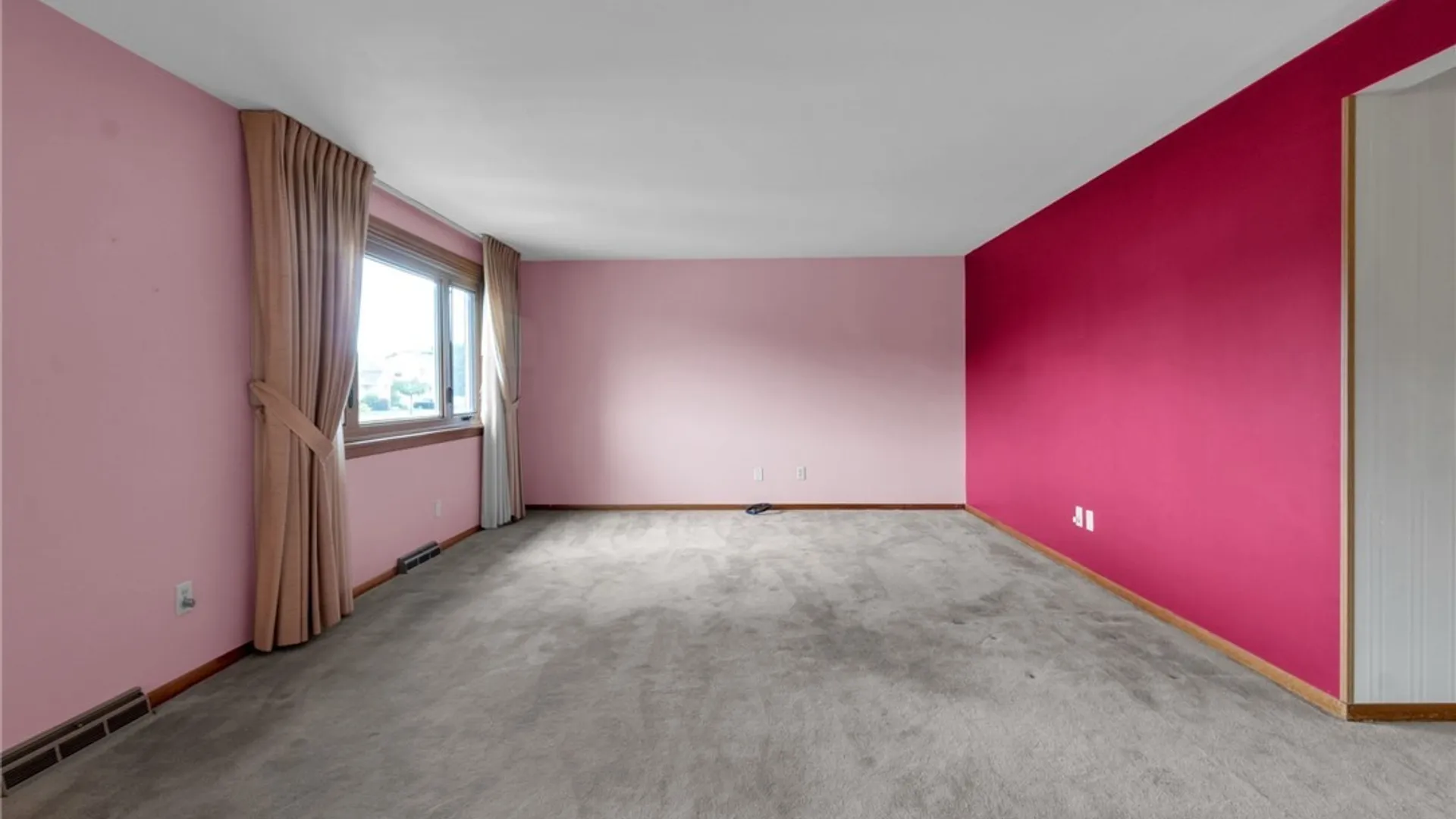 Property at 178 Temple Drive, Cheektowaga, NY 14225 5