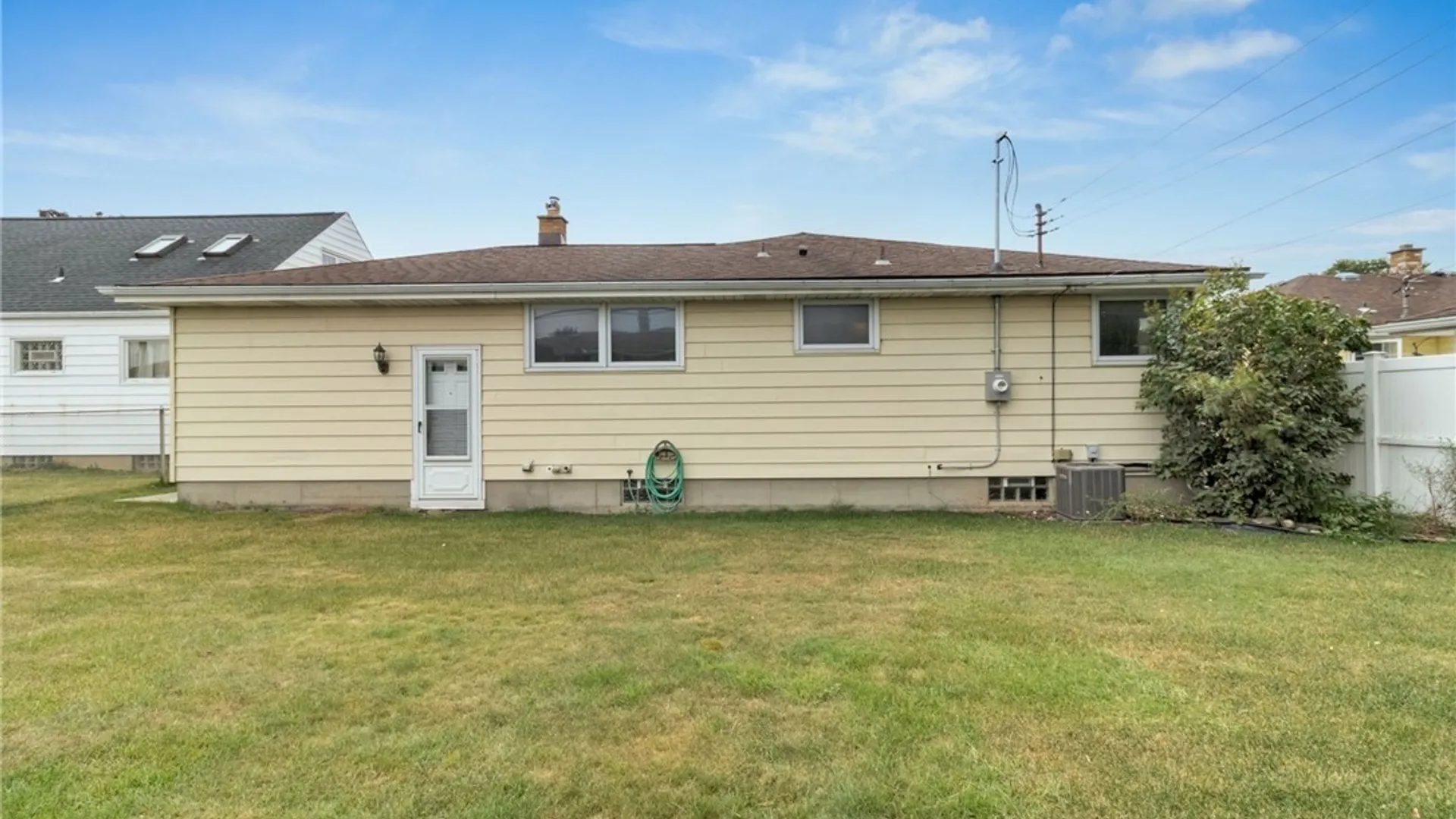 Property at 178 Temple Drive, Cheektowaga, NY 14225 34