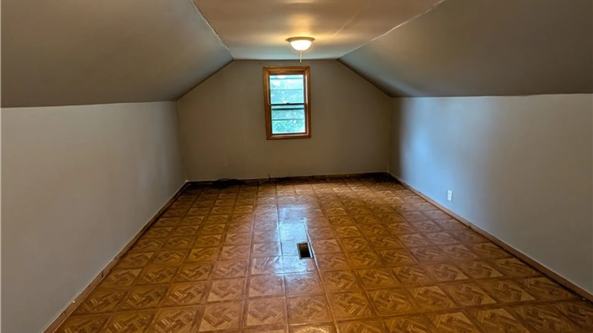 Property at 33 Argus Street, Buffalo, NY 14207 13