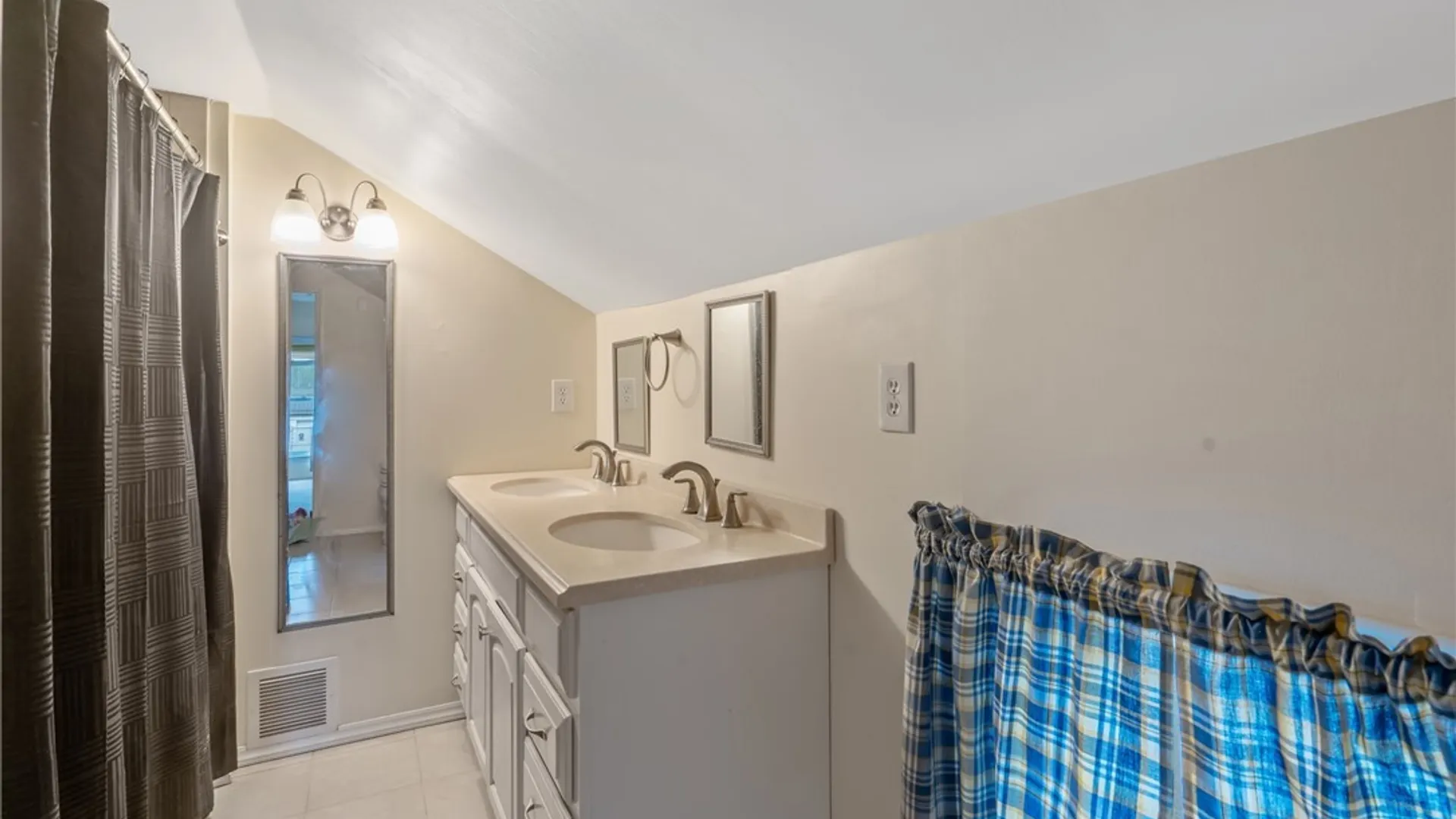 Property at 250 E Hoard Street, Watertown City, NY 13601 22
