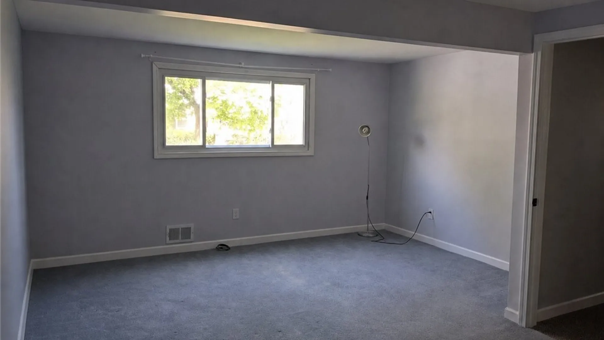 Property at 418 Springville Avenue, Amherst, NY 14226 11