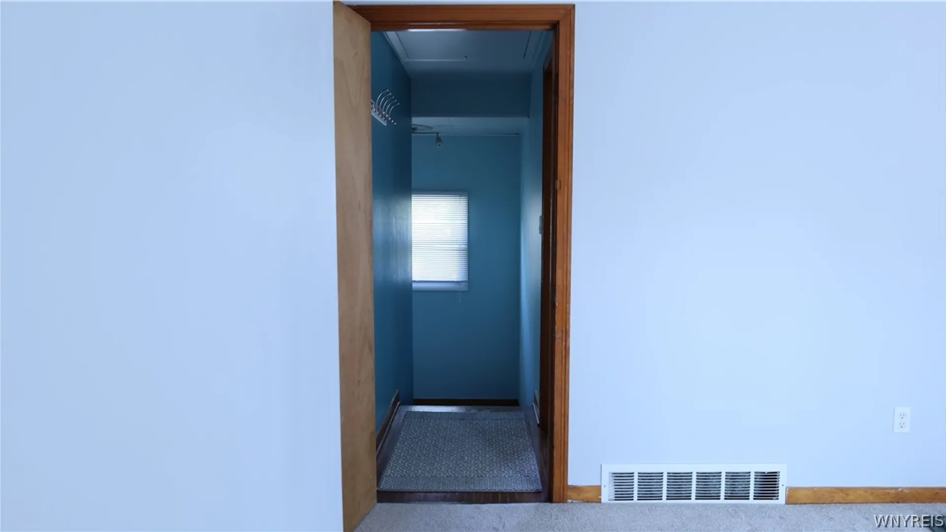 Property at 418 Springville Avenue, Amherst, NY 14226 35