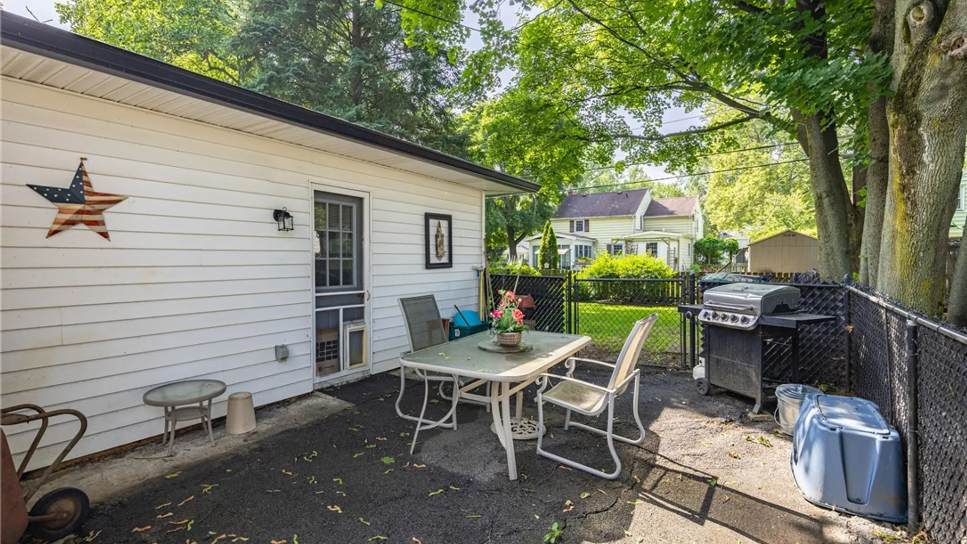 Property at 77 Willowen Drive, Irondequoit, NY 14609 20