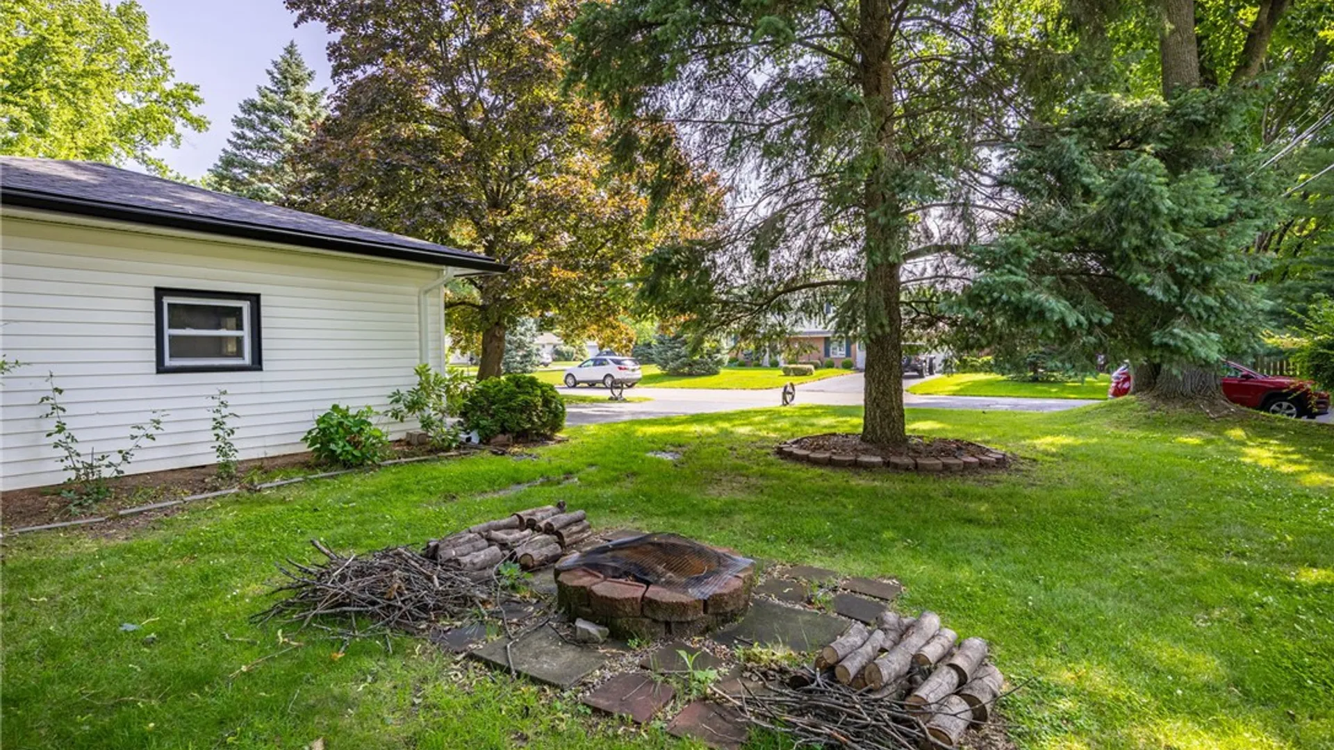 Property at 77 Willowen Drive, Irondequoit, NY 14609 22