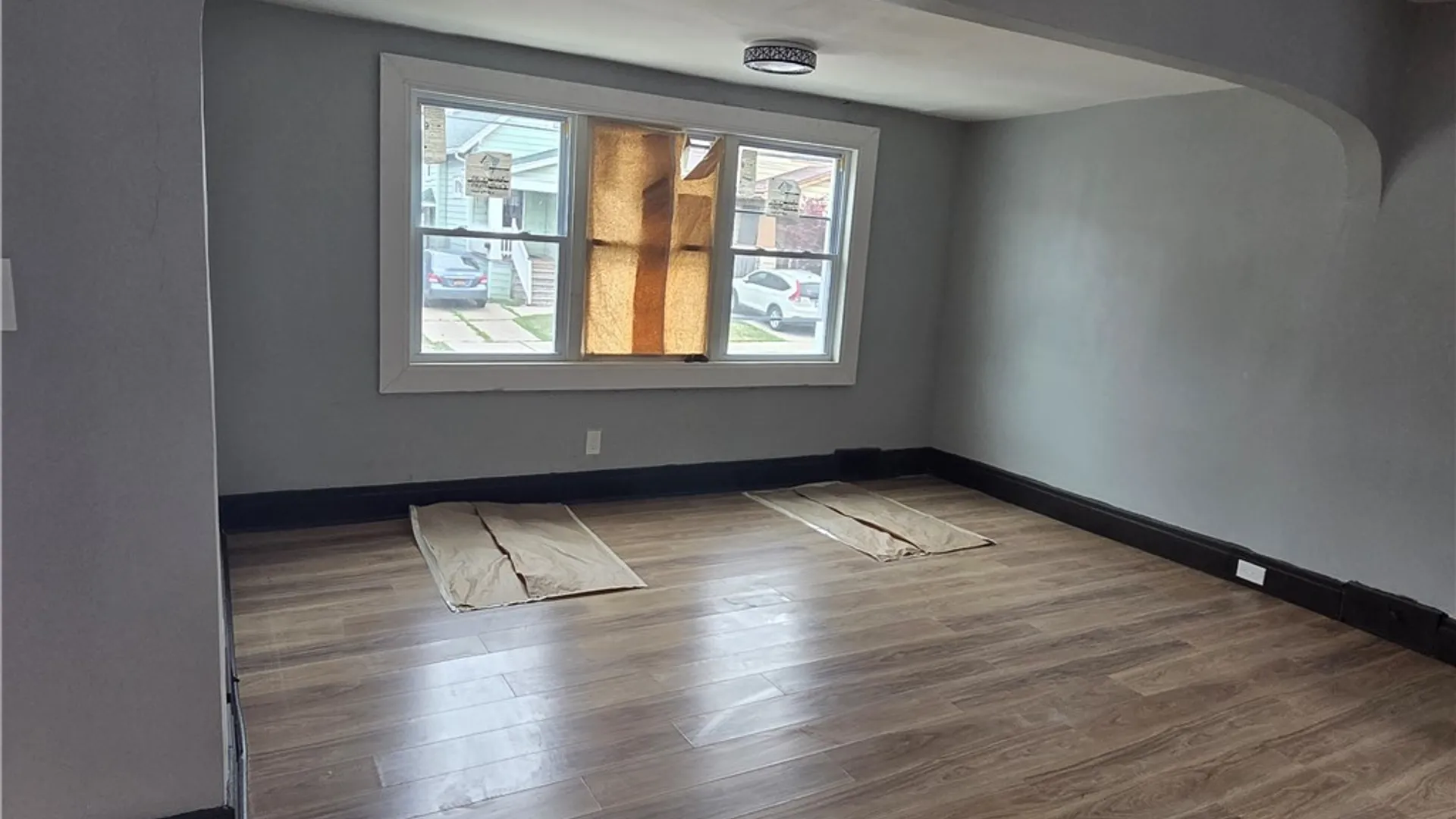 Property at 267 Roslyn Street, Buffalo, NY 14215 8