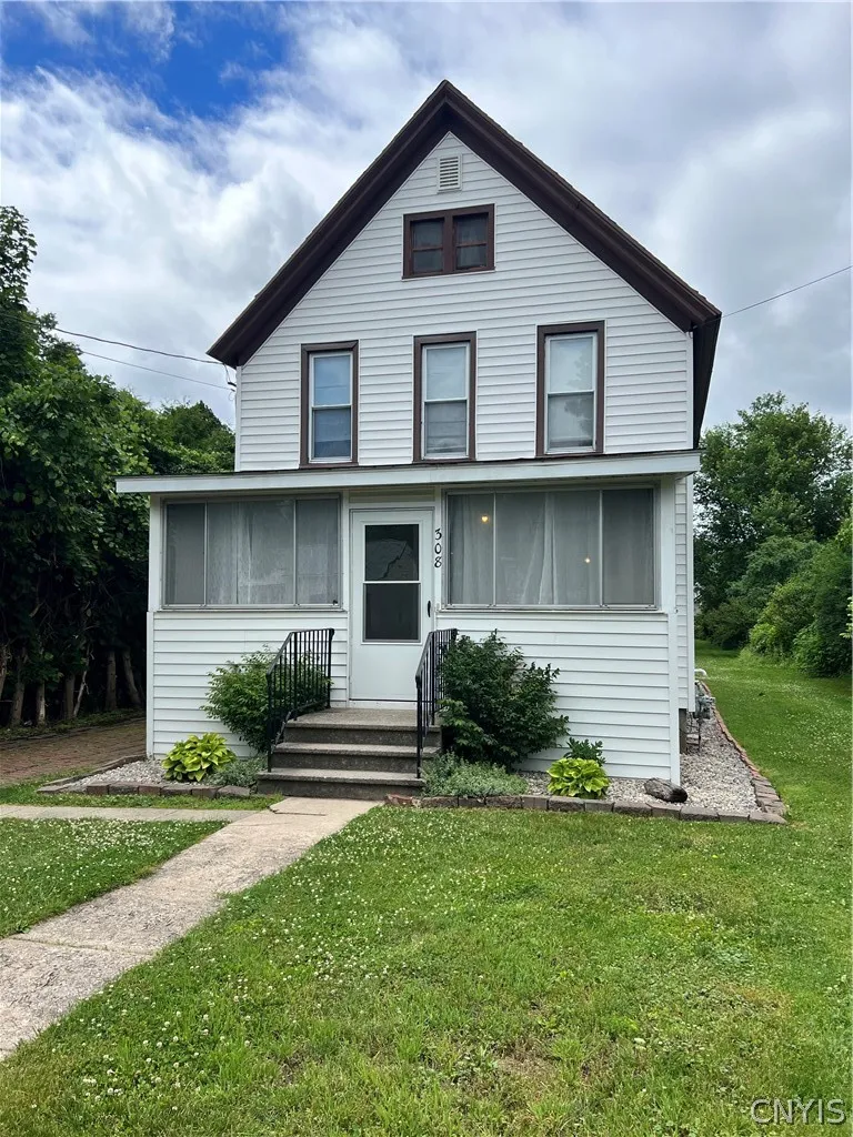 Property at 308 Hartford Place, Utica, NY 13502