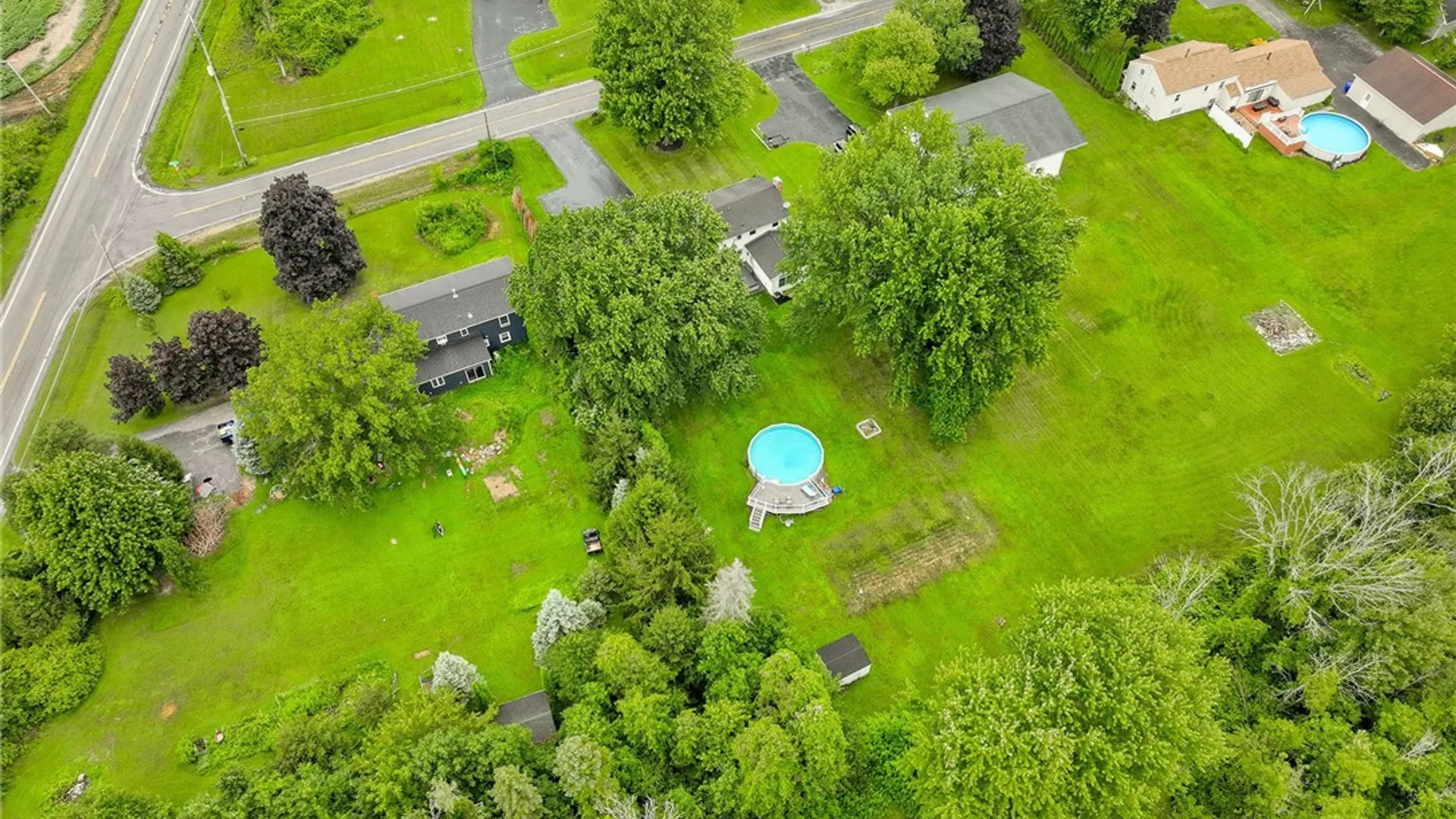 Property at 515 Huffer Road, Parma, NY 14468 4