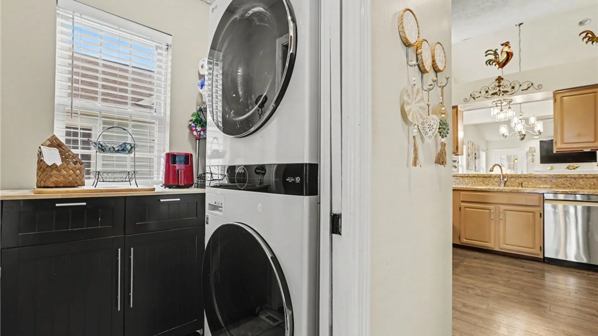 Property at 10 Foxe Commons, Chili, NY 14624 12