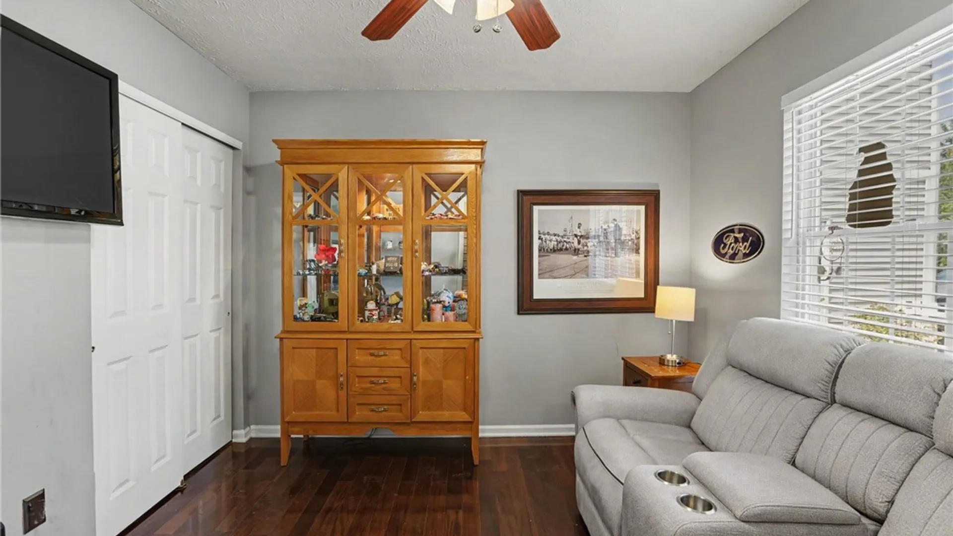 Property at 10 Foxe Commons, Chili, NY 14624 17