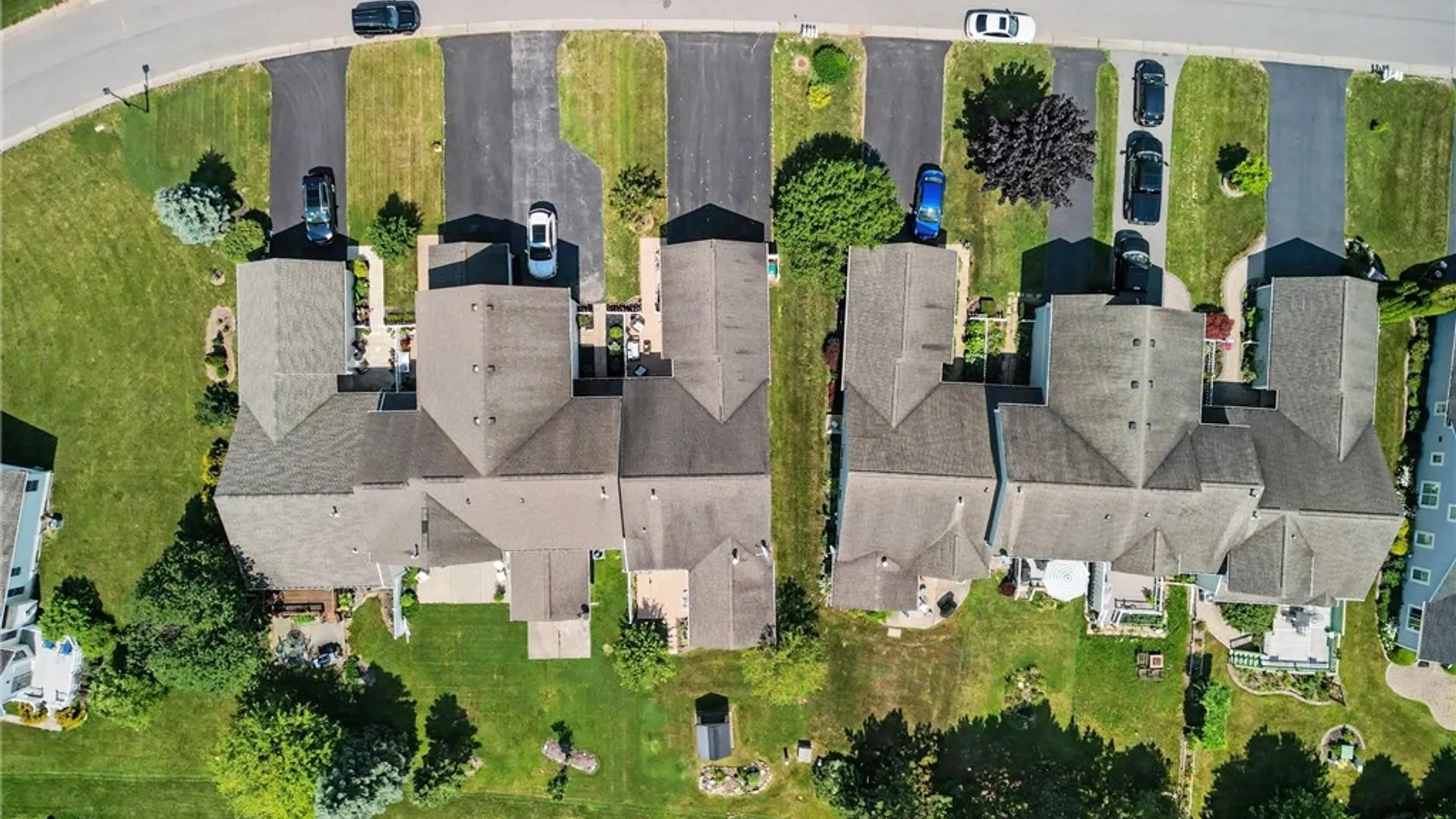 Property at 10 Foxe Commons, Chili, NY 14624 29