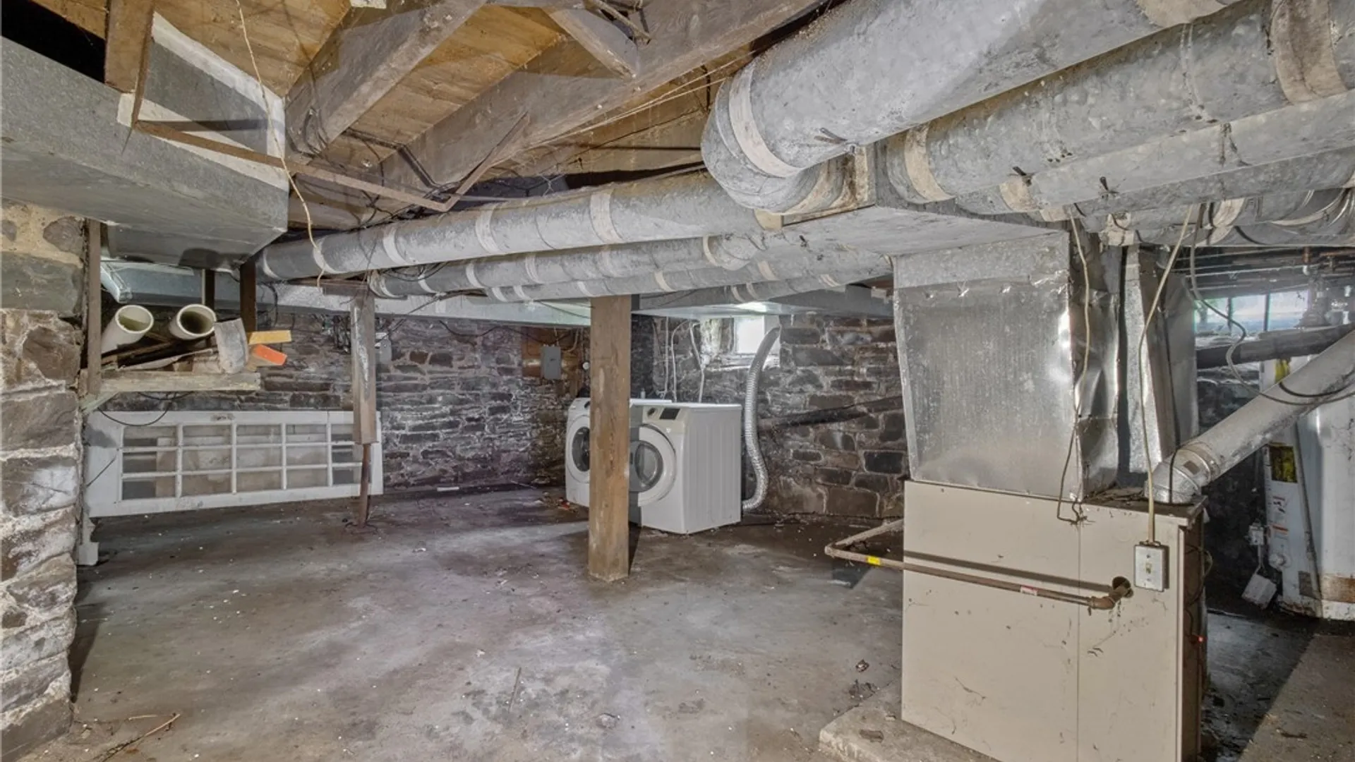 Property at 105 W Mohawk Street, Oswego, NY 13126 12