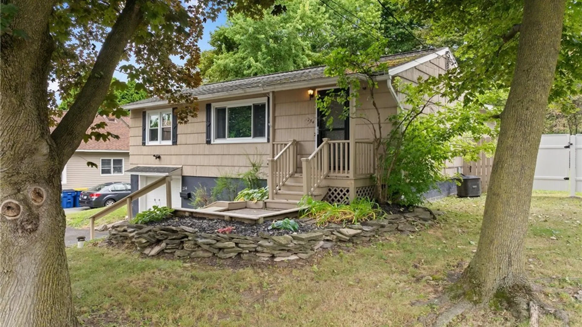 Property at 234 Germania Avenue, Camillus, NY 13219 4