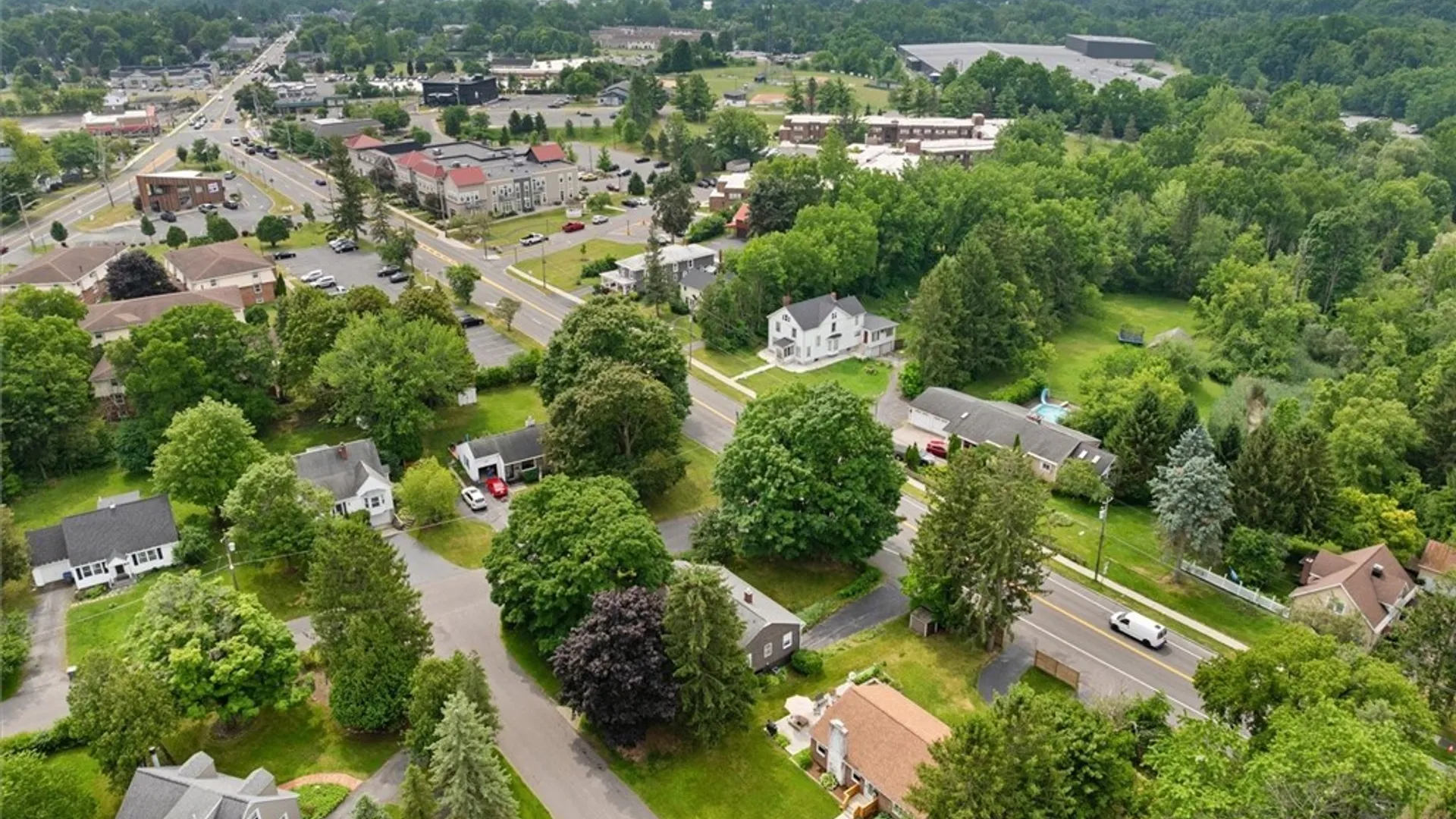 Property at 22 Kevan Circle, Manlius, NY 13104 8