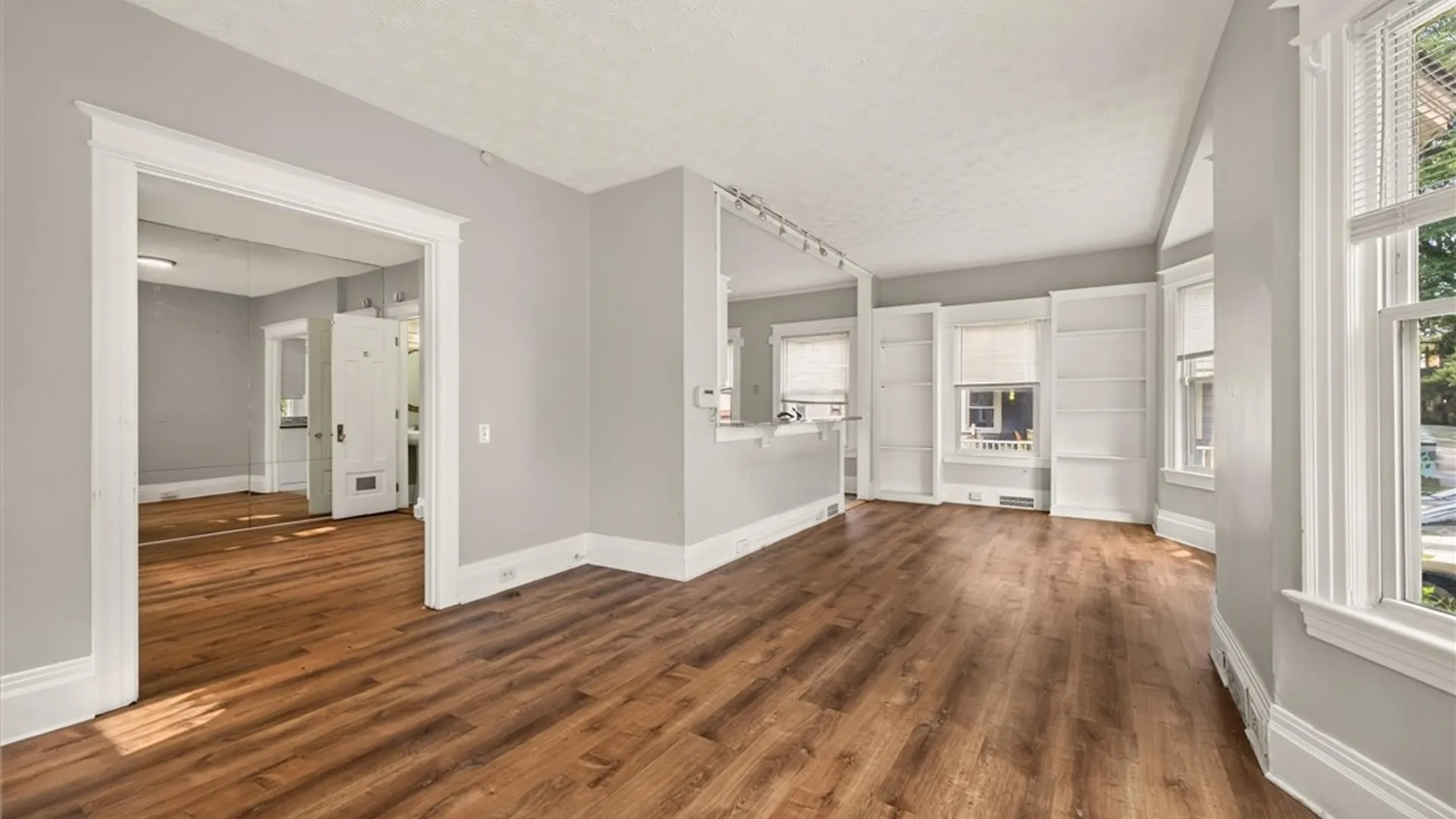 Property at 395 University Avenue, Rochester, NY 14607 9