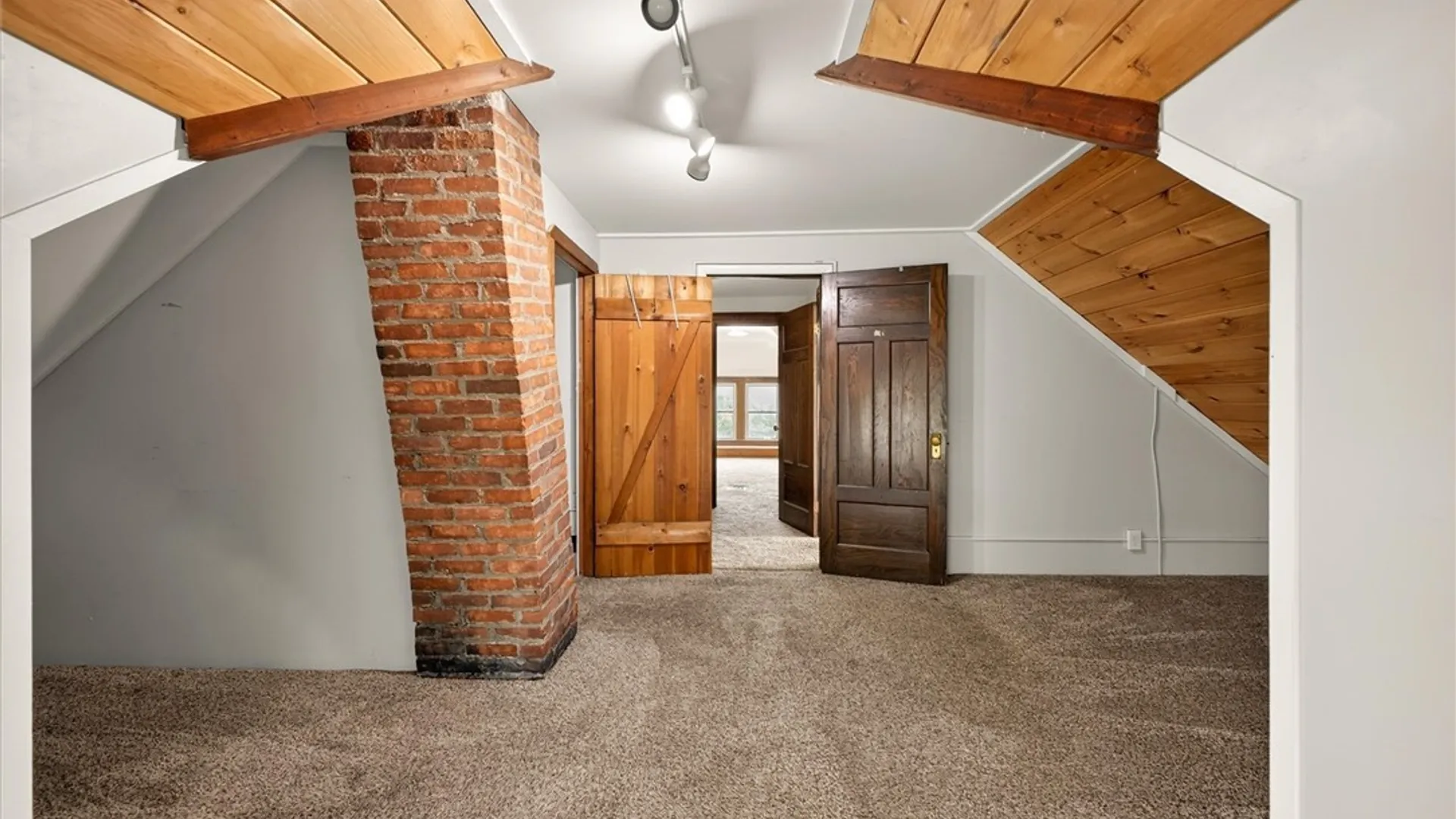 Property at 395 University Avenue, Rochester, NY 14607 30