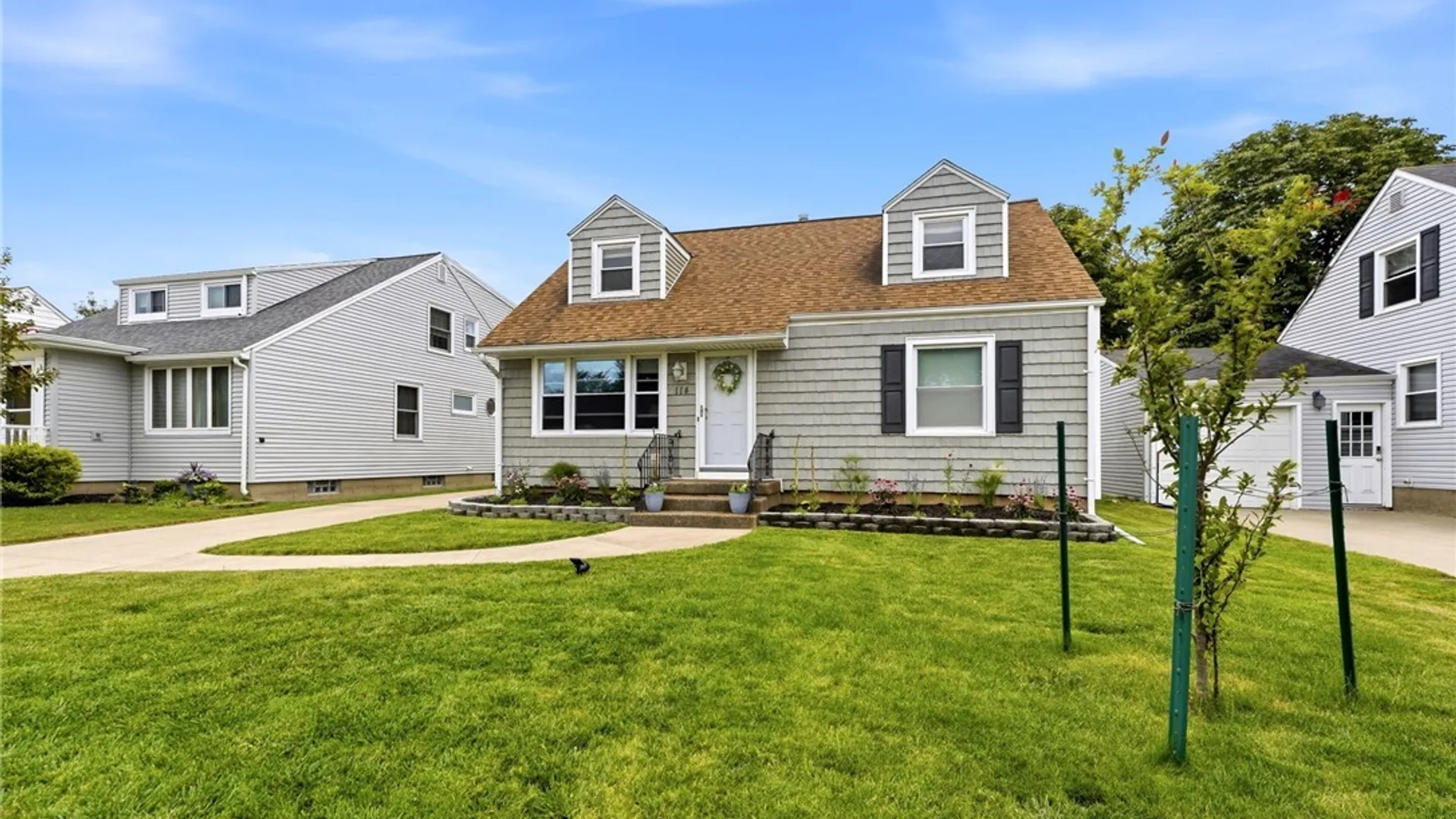 Property at 114 Sherwin Drive, Tonawanda, NY 14150 3