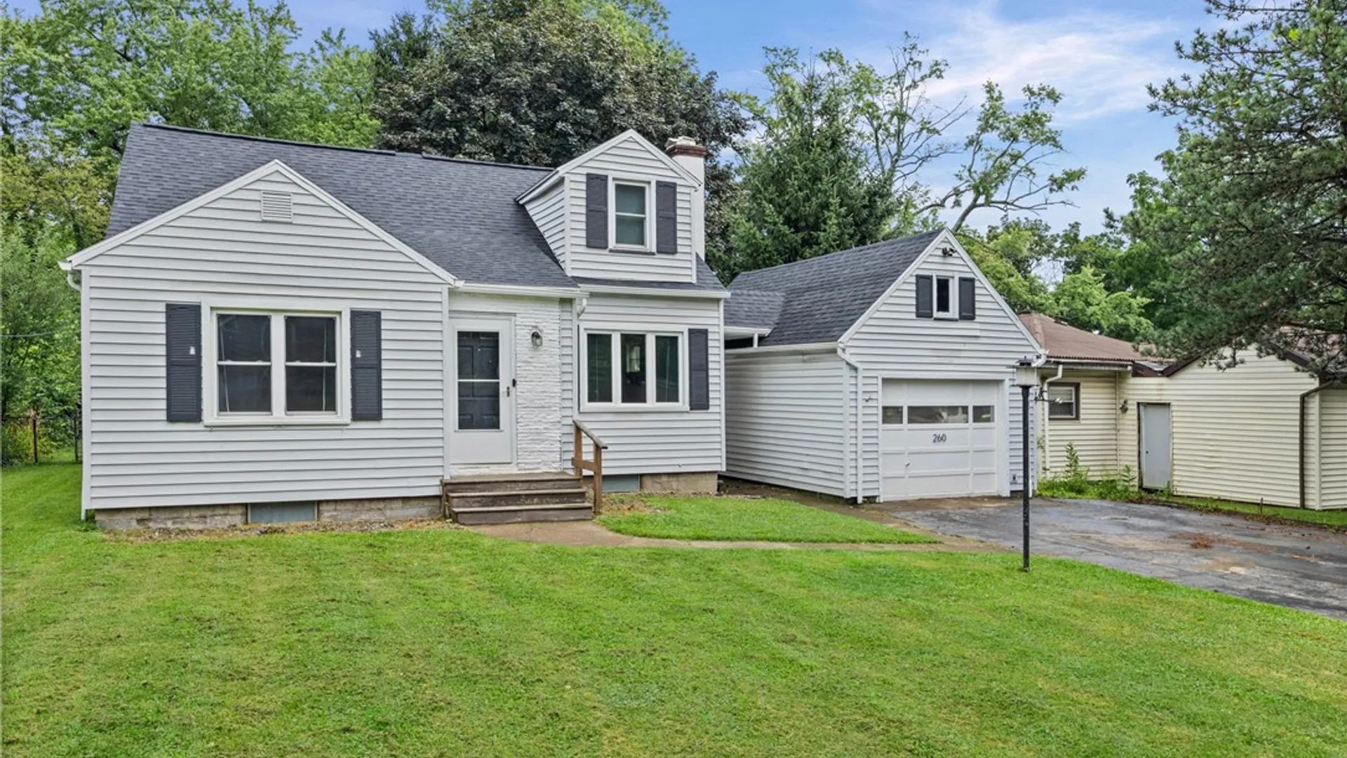 Property at 260 Pardee Road, Irondequoit, NY 14609 5