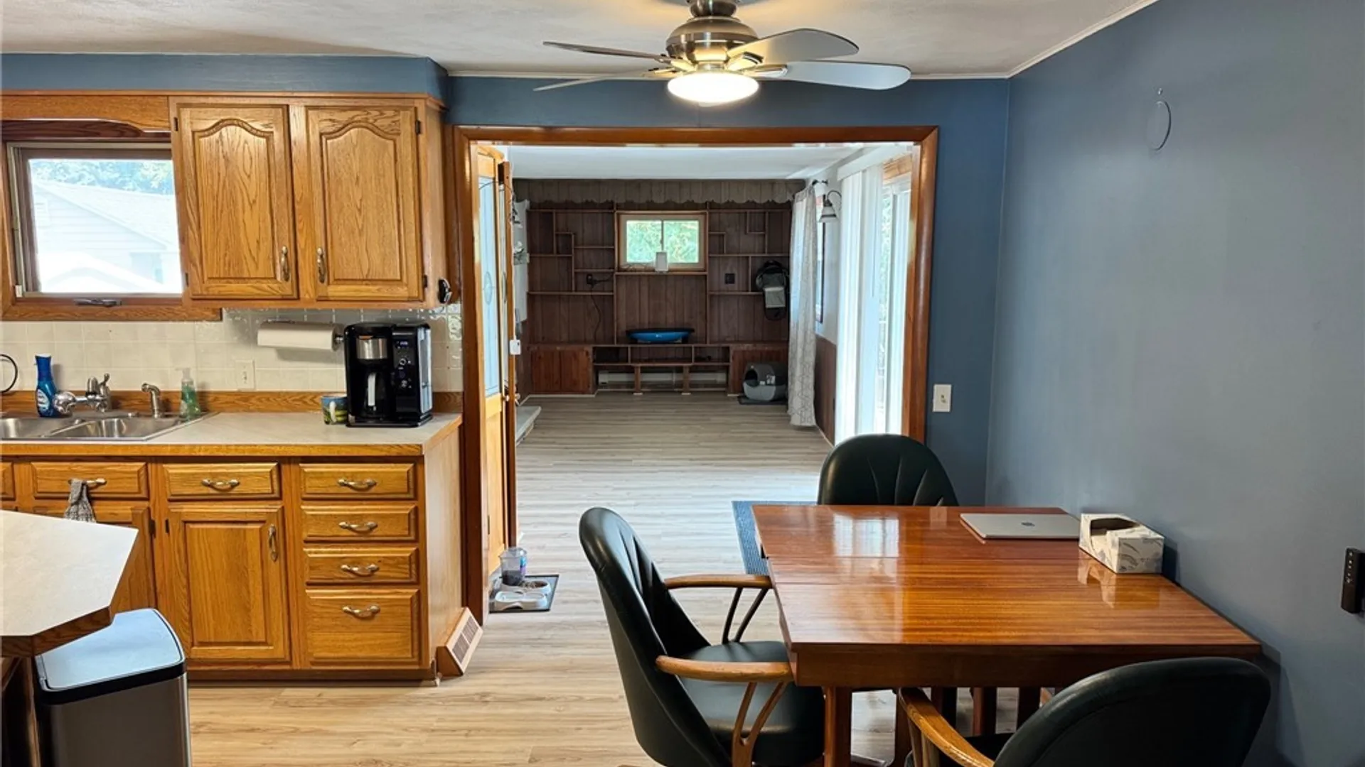 Property at 8542 Belnor Drive, Cicero, NY 13039 6