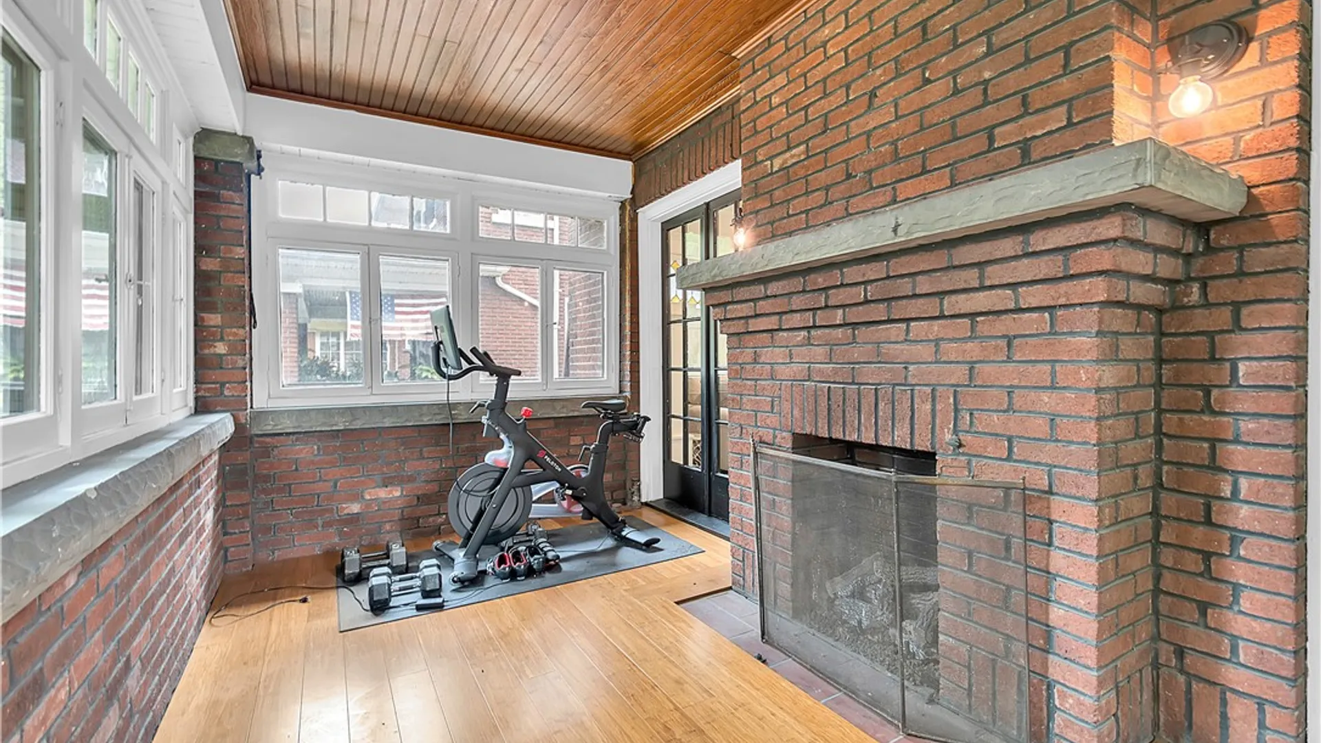 Property at 127 University Avenue, Buffalo, NY 14214 14