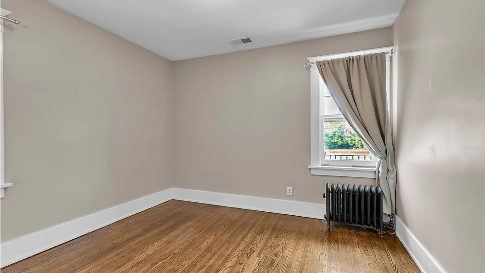 Property at 127 University Avenue, Buffalo, NY 14214 35