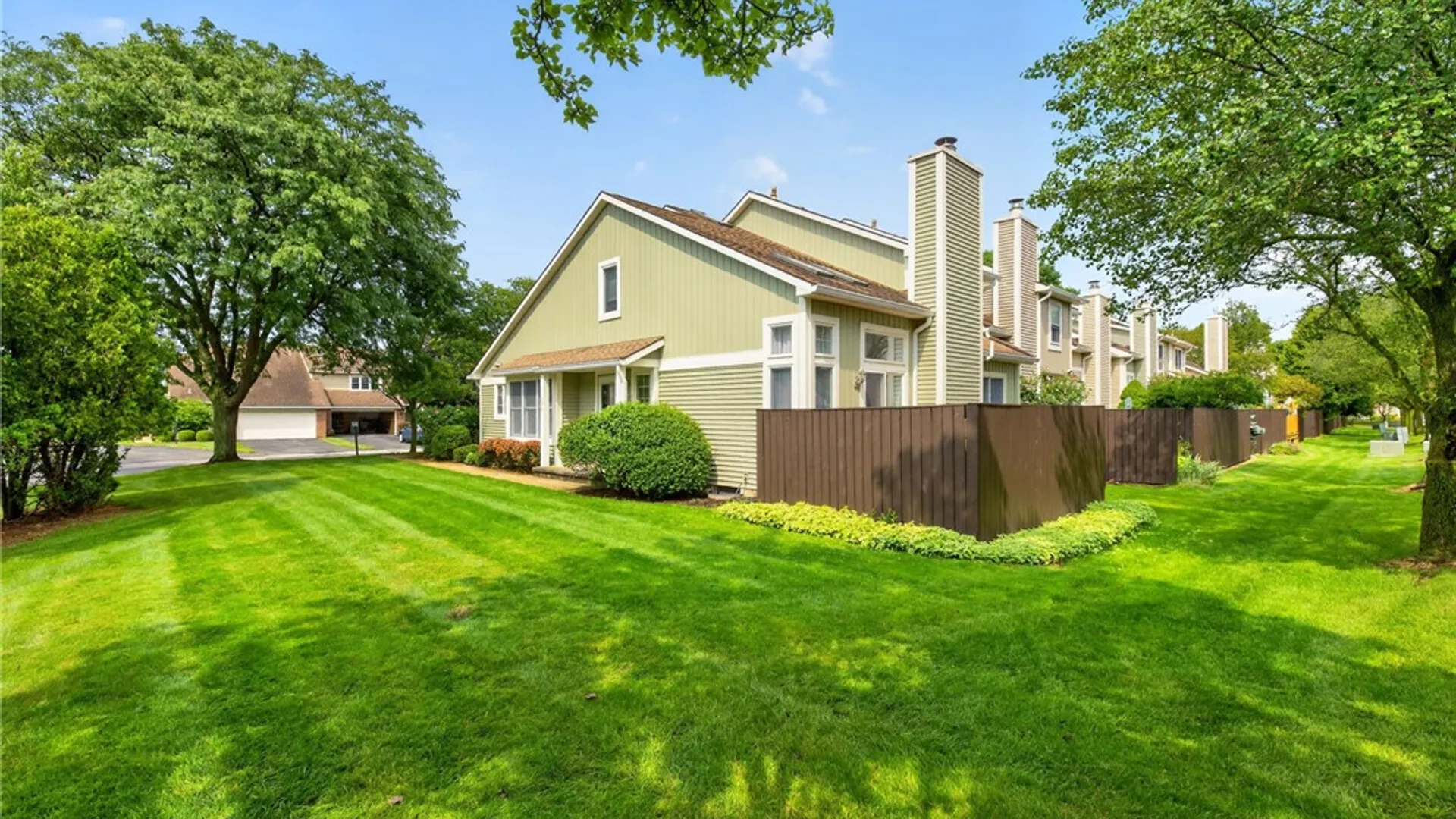 Property at 176 Montpelier Circle, Brighton, NY 14618 37