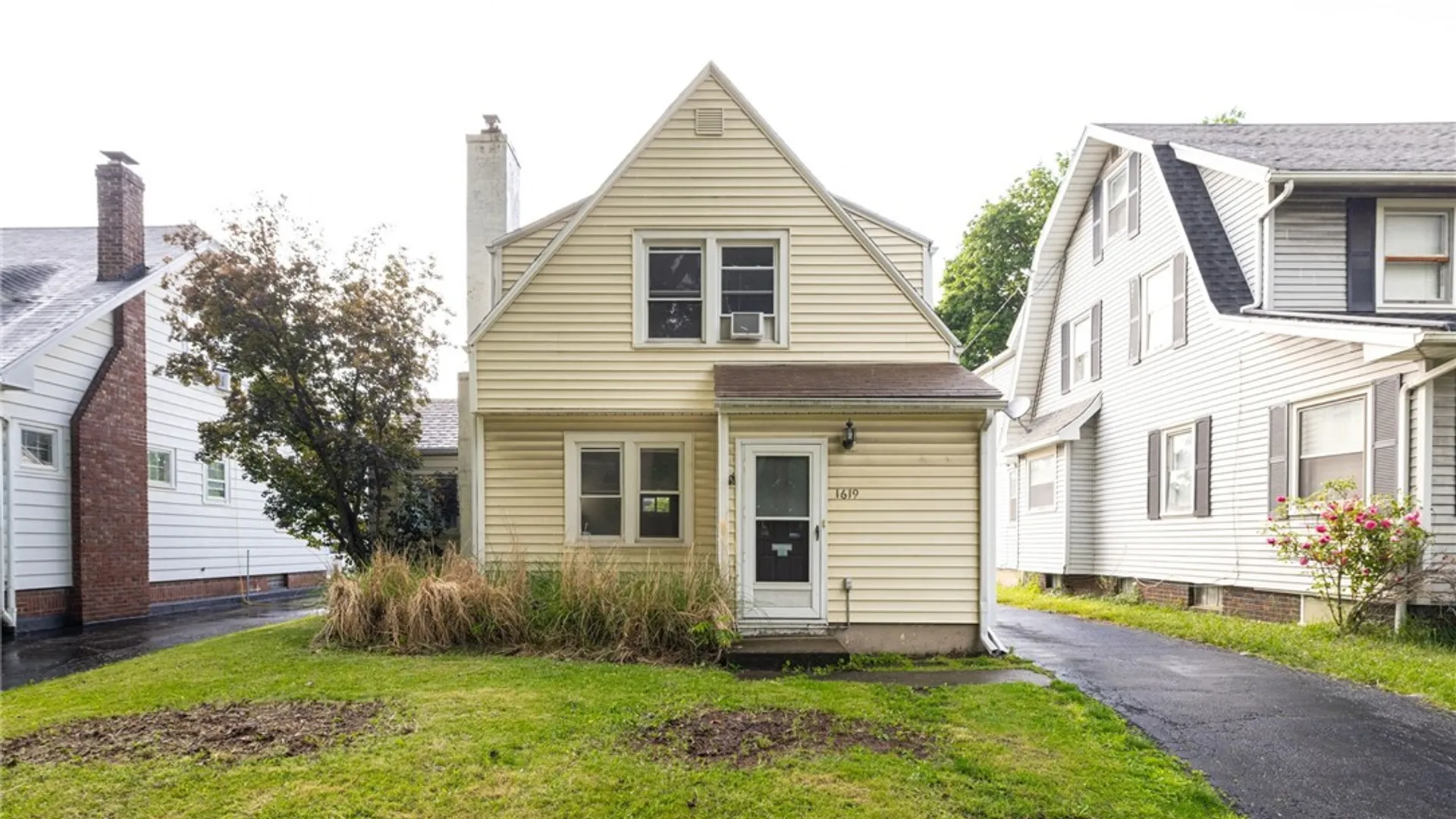 Property at 1619 South Avenue, Rochester, NY 14620 4