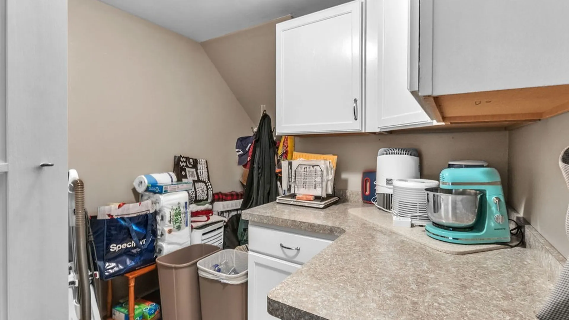 Property at 40 Wellington Court, Amherst, NY 14221 34