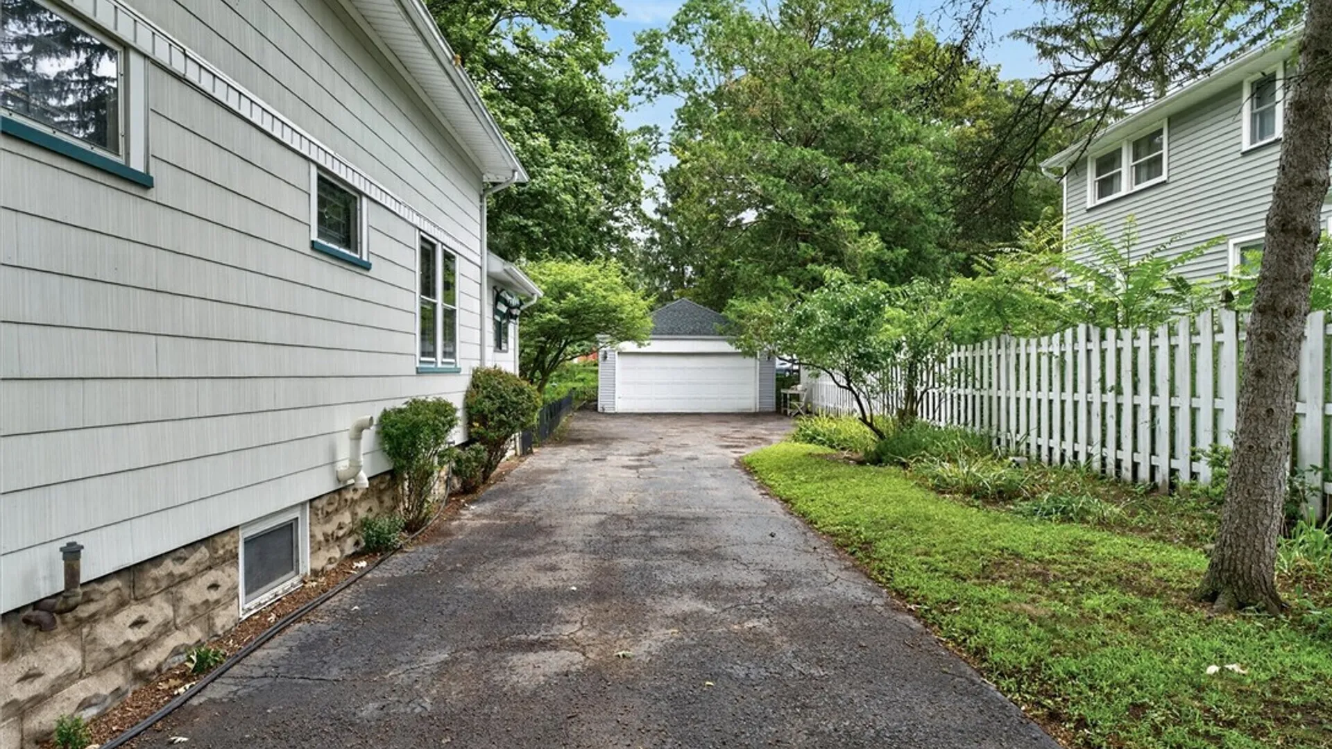 Property at 3948 Culver Road, Irondequoit, NY 14622 40