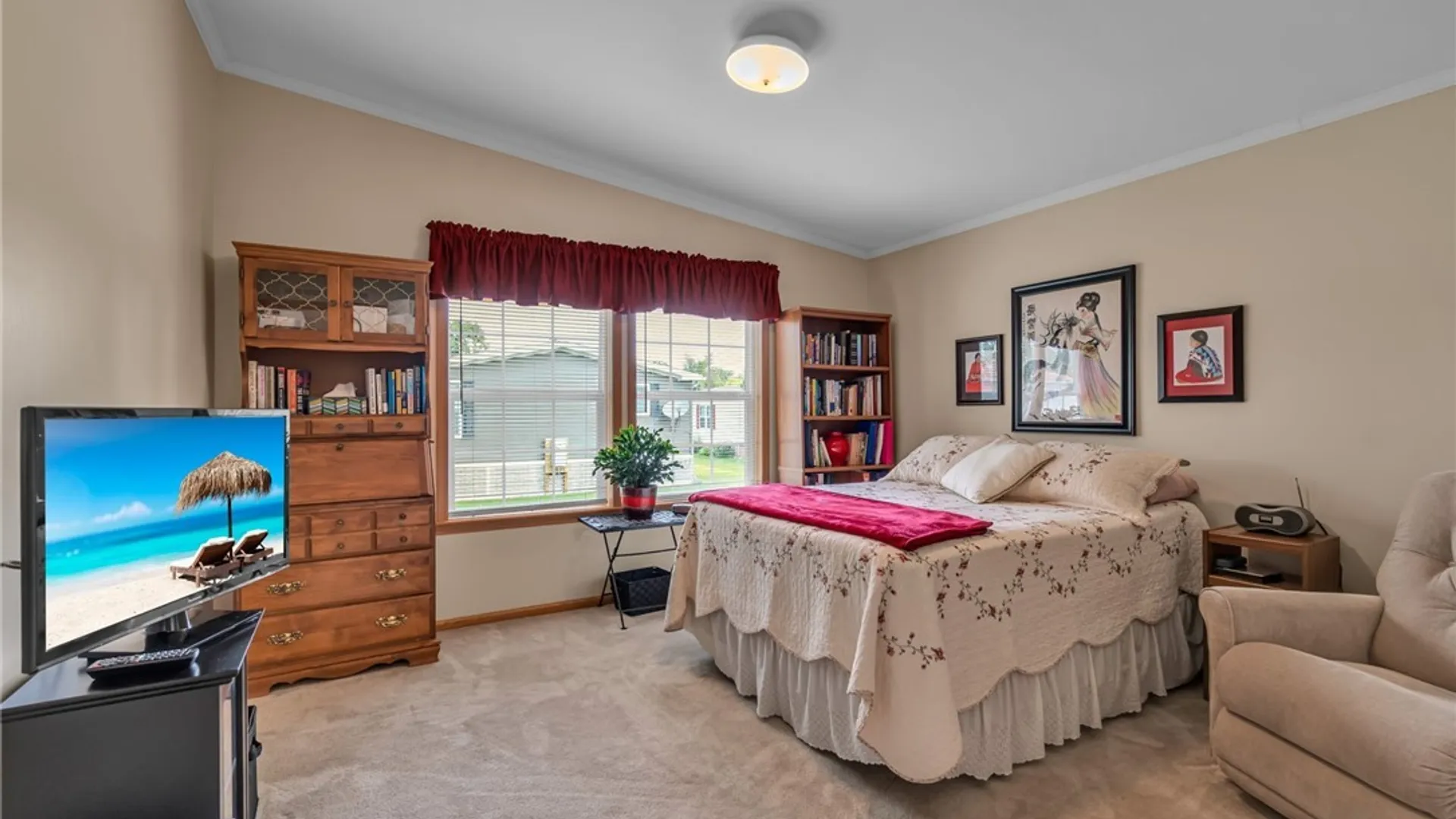 Property at 9834 Tottenham Avenue, Clarence, NY 14031 24