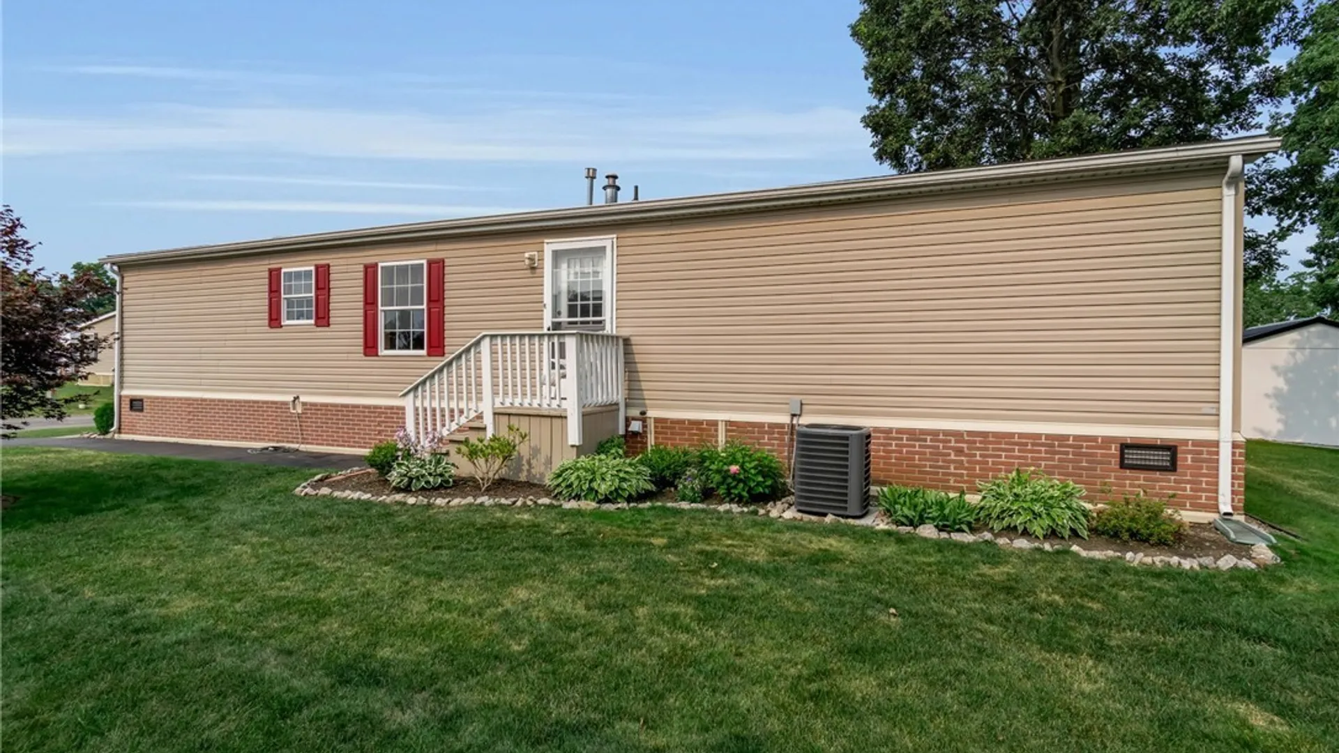 Property at 9834 Tottenham Avenue, Clarence, NY 14031 30