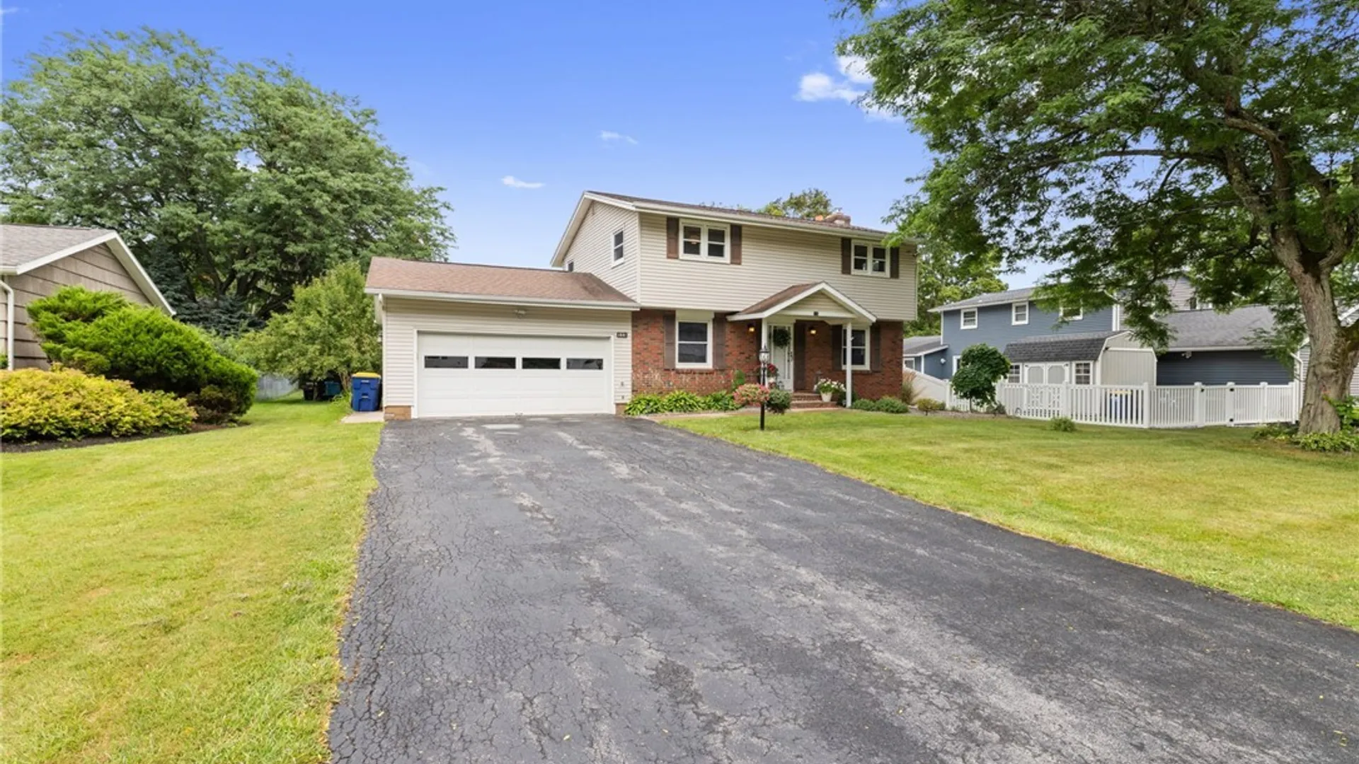 Property at 113 Thornton Circle, Camillus, NY 13031 3