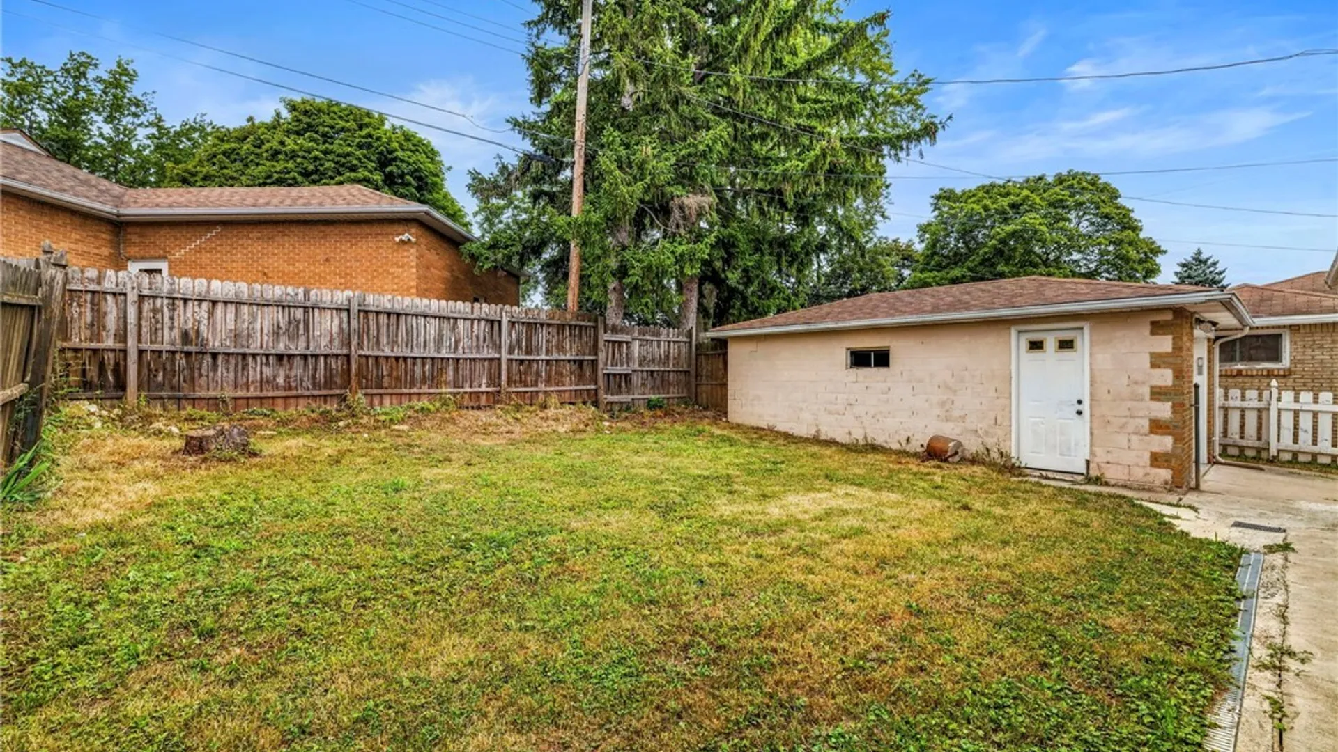 Property at 52 Victoria Boulevard, Cheektowaga, NY 14225 28