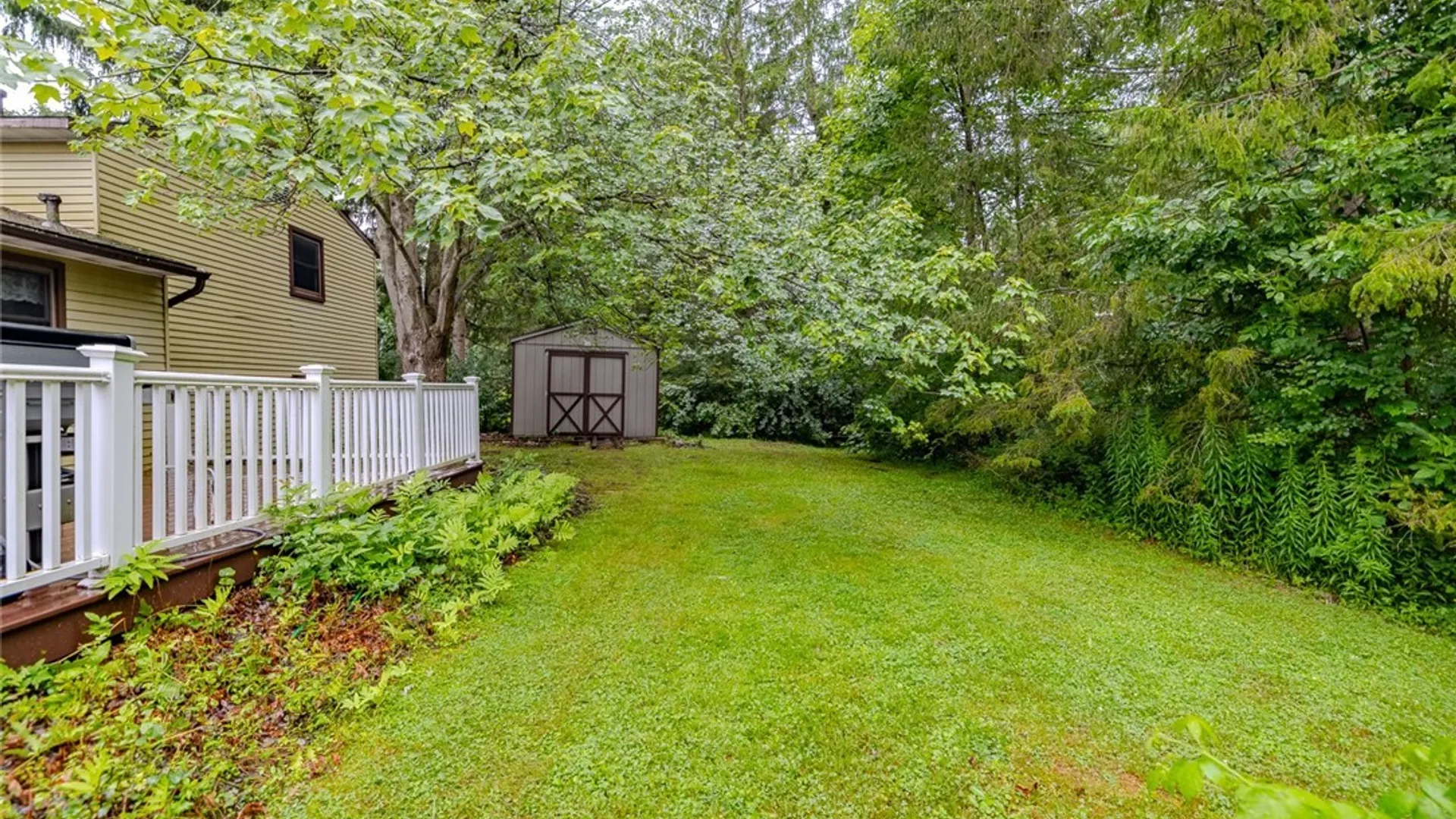 Property at 8059 Spruce Hill Drive, Clay, NY 13041 28
