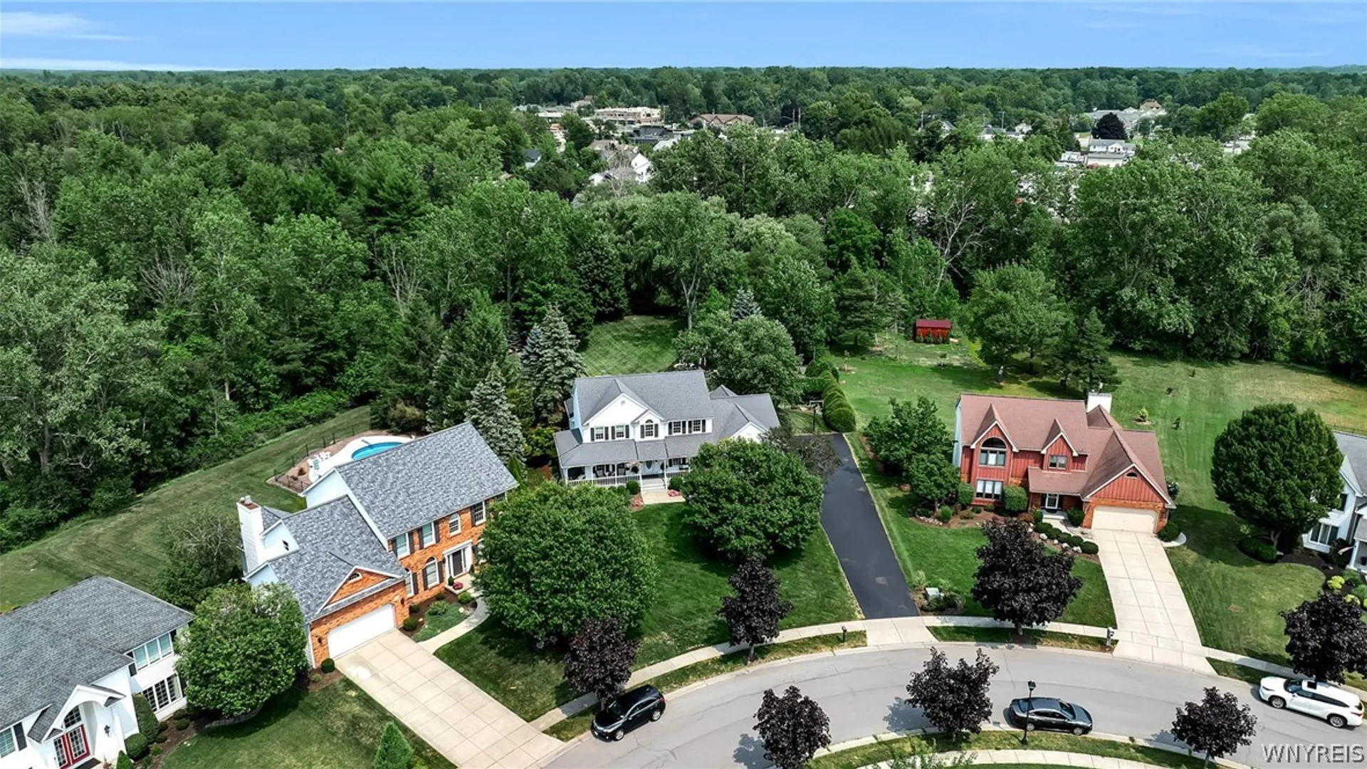 Property at 50 Sunburst Cir, Amherst, NY 14051 40