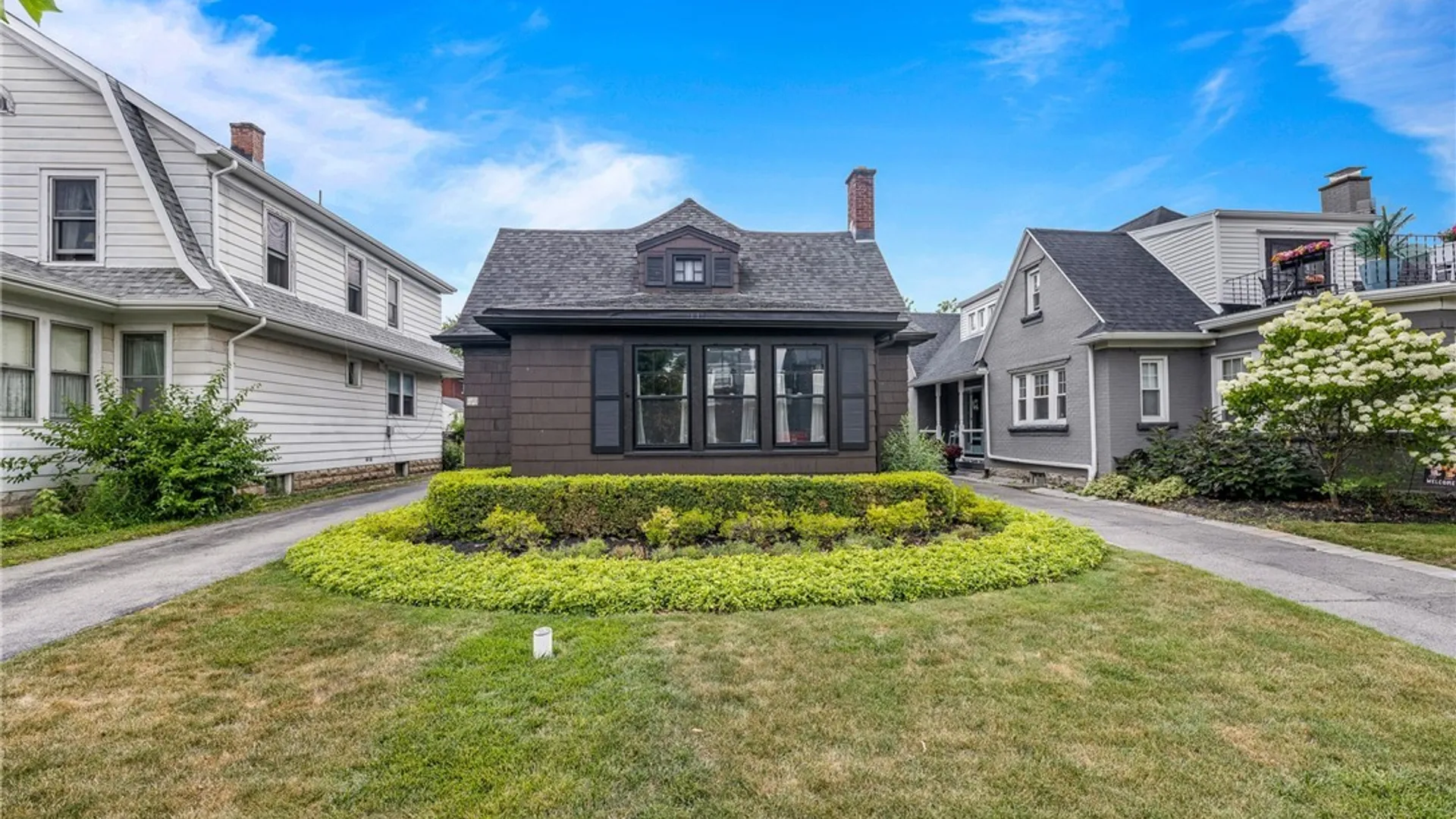 Property at 60 Radcliffe Road, Buffalo, NY 14214 3