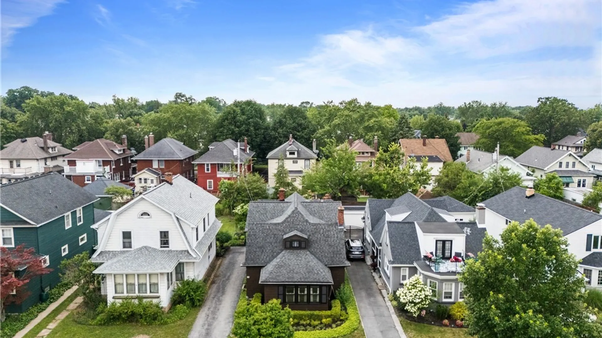 Property at 60 Radcliffe Road, Buffalo, NY 14214 8