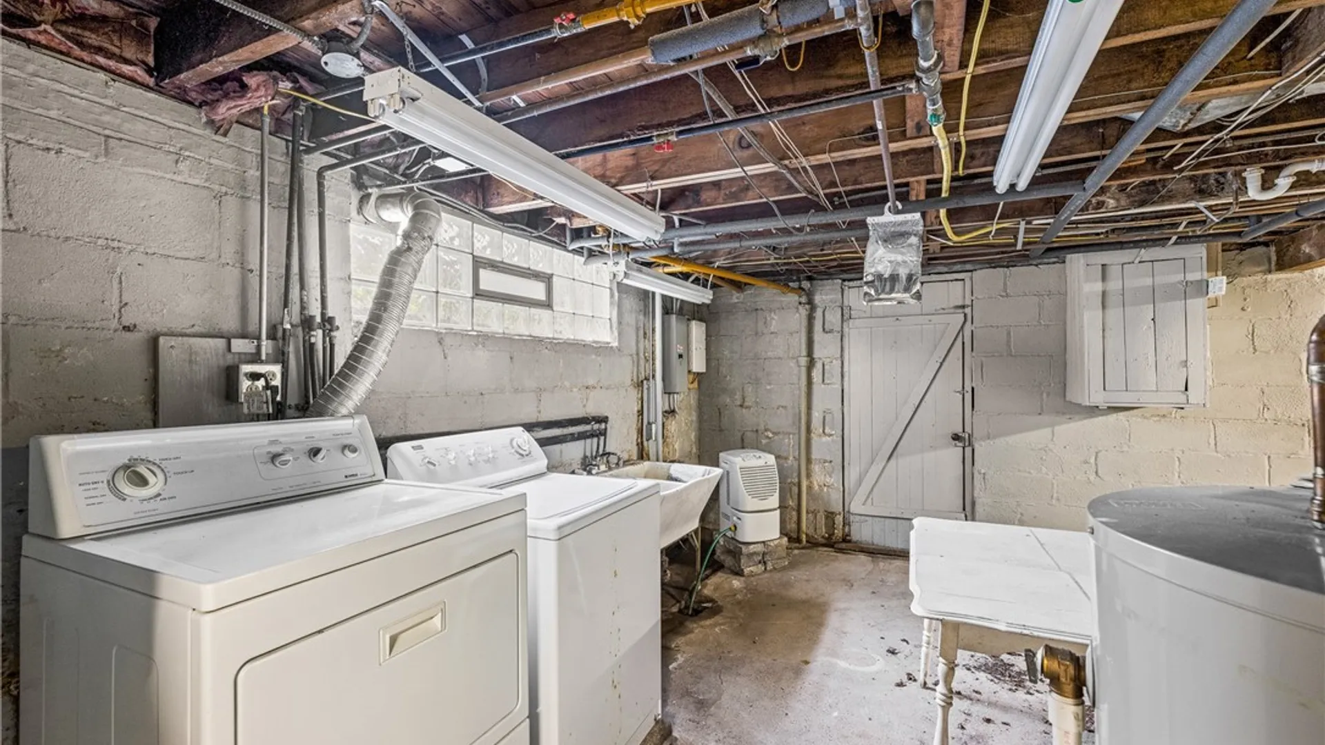 Property at 60 Radcliffe Road, Buffalo, NY 14214 39