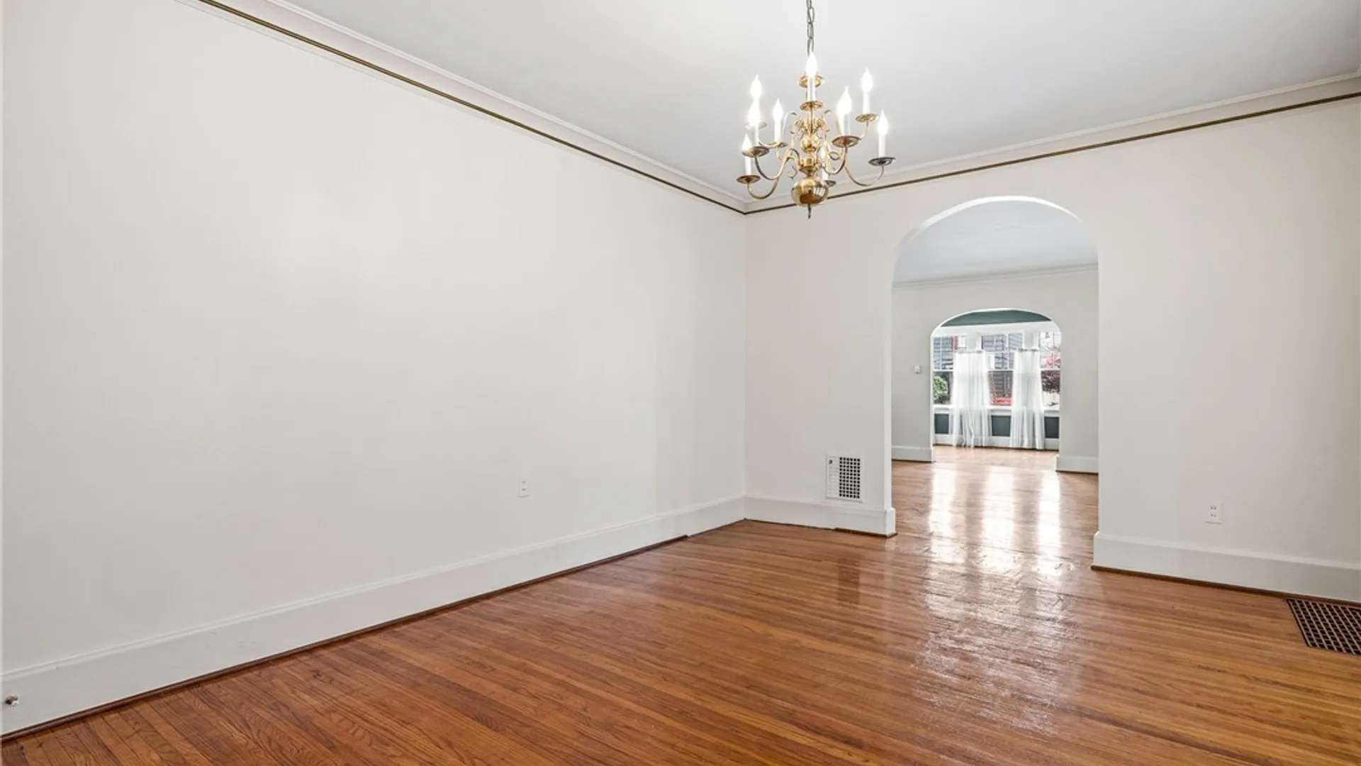 Property at 60 Radcliffe Road, Buffalo, NY 14214 15