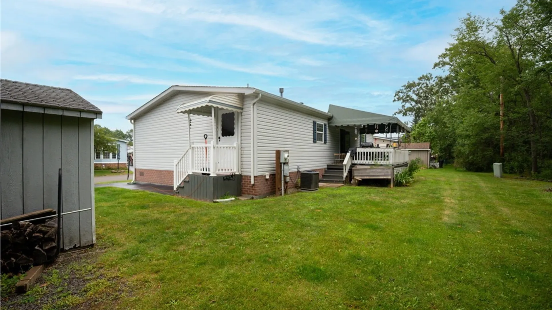 Property at 9791 Limehouse Drive, Clarence, NY 14031 12