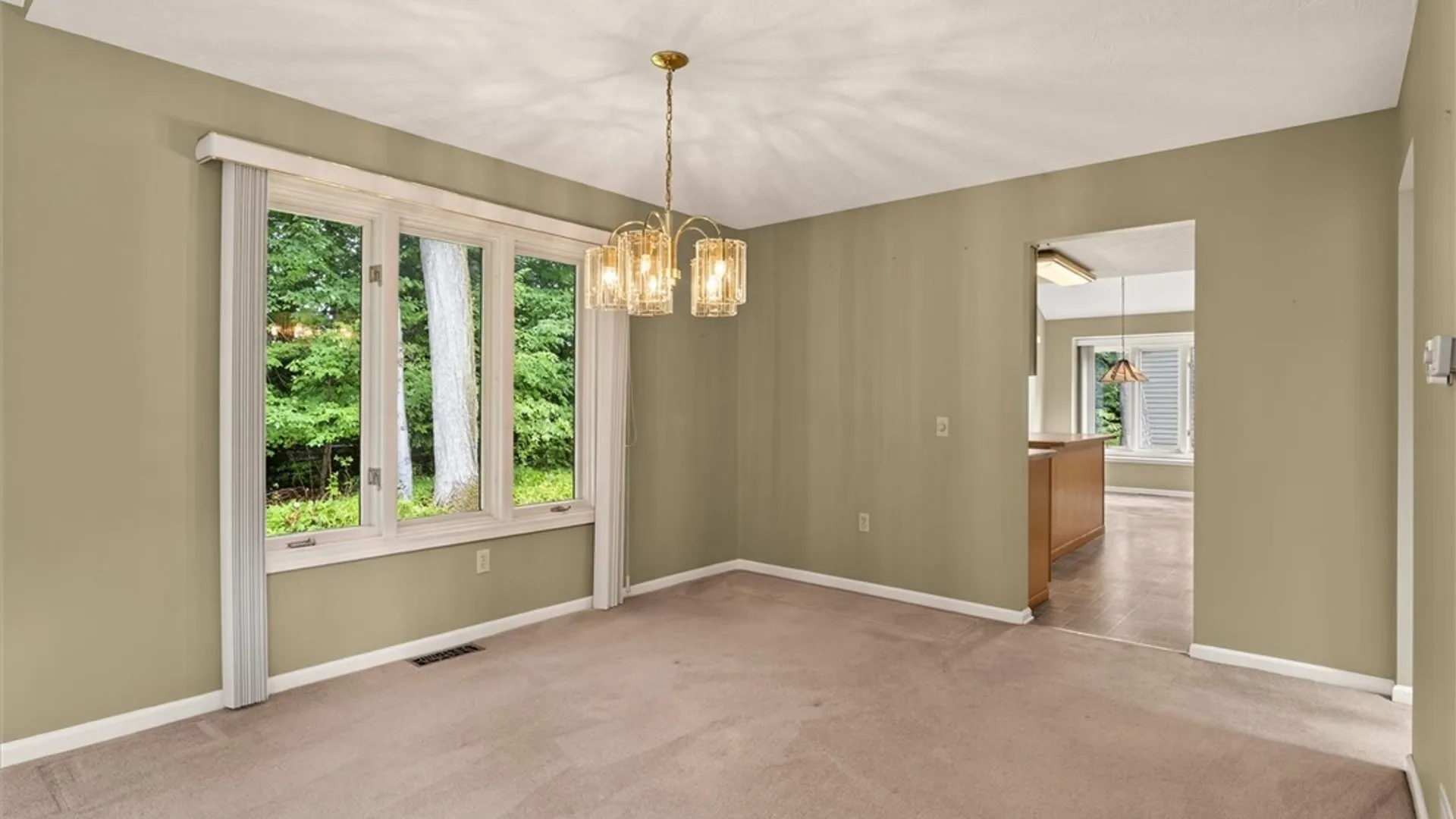 Property at 82 Brush Creek Drive, Greece, NY 14612 15